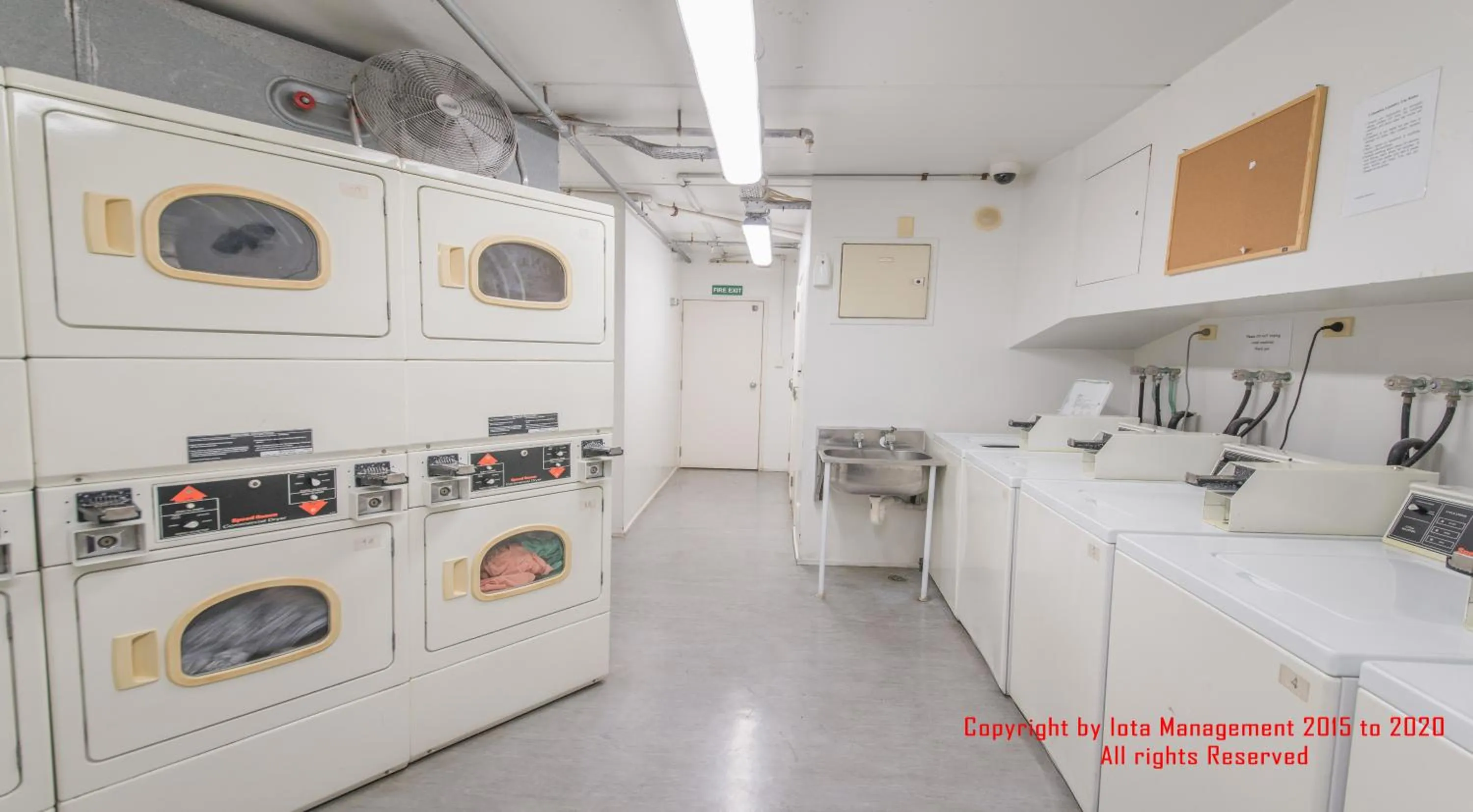 Area and facilities in Columbia Apartments