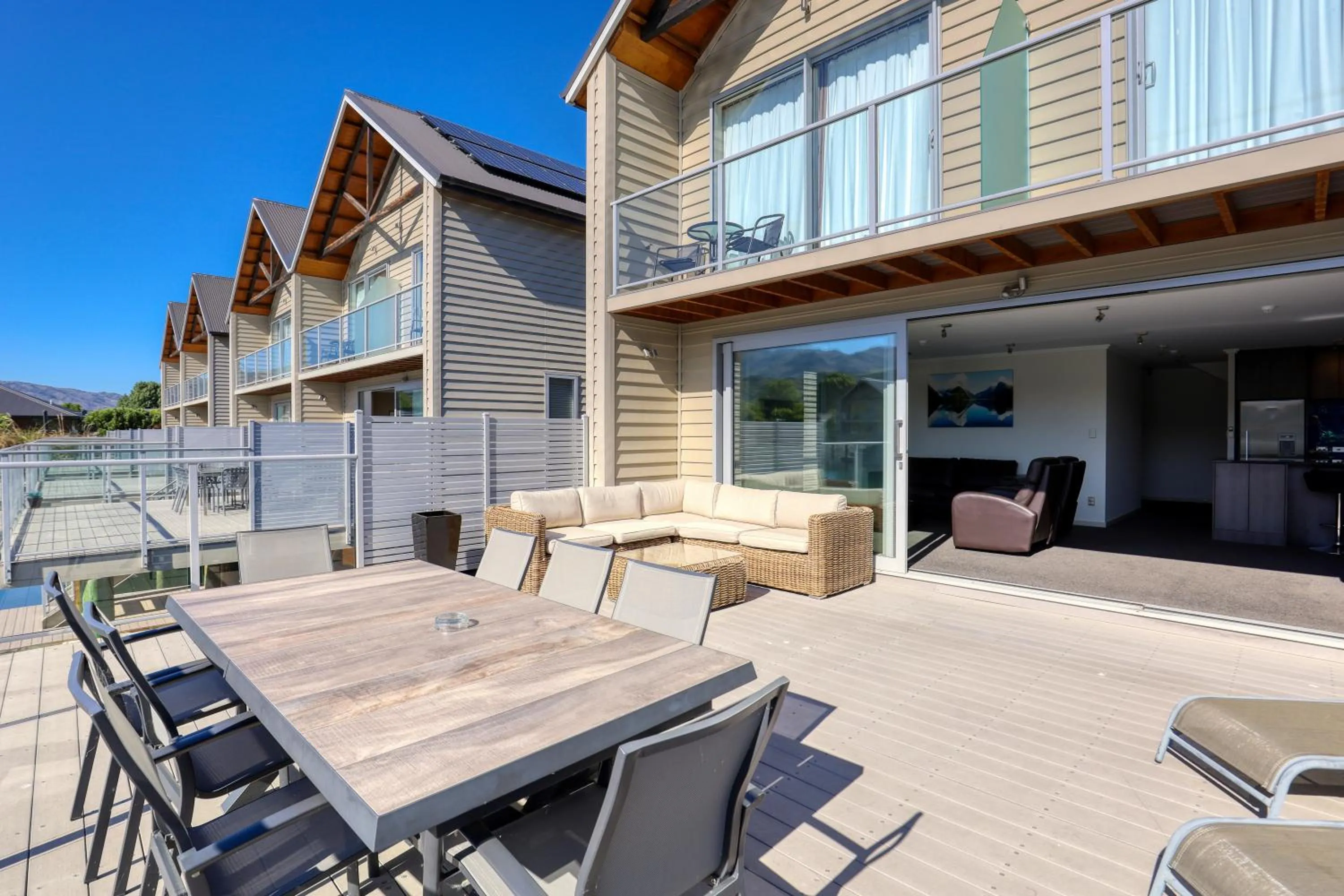 Balcony/Terrace in Marsden Lake Resort Central Otago
