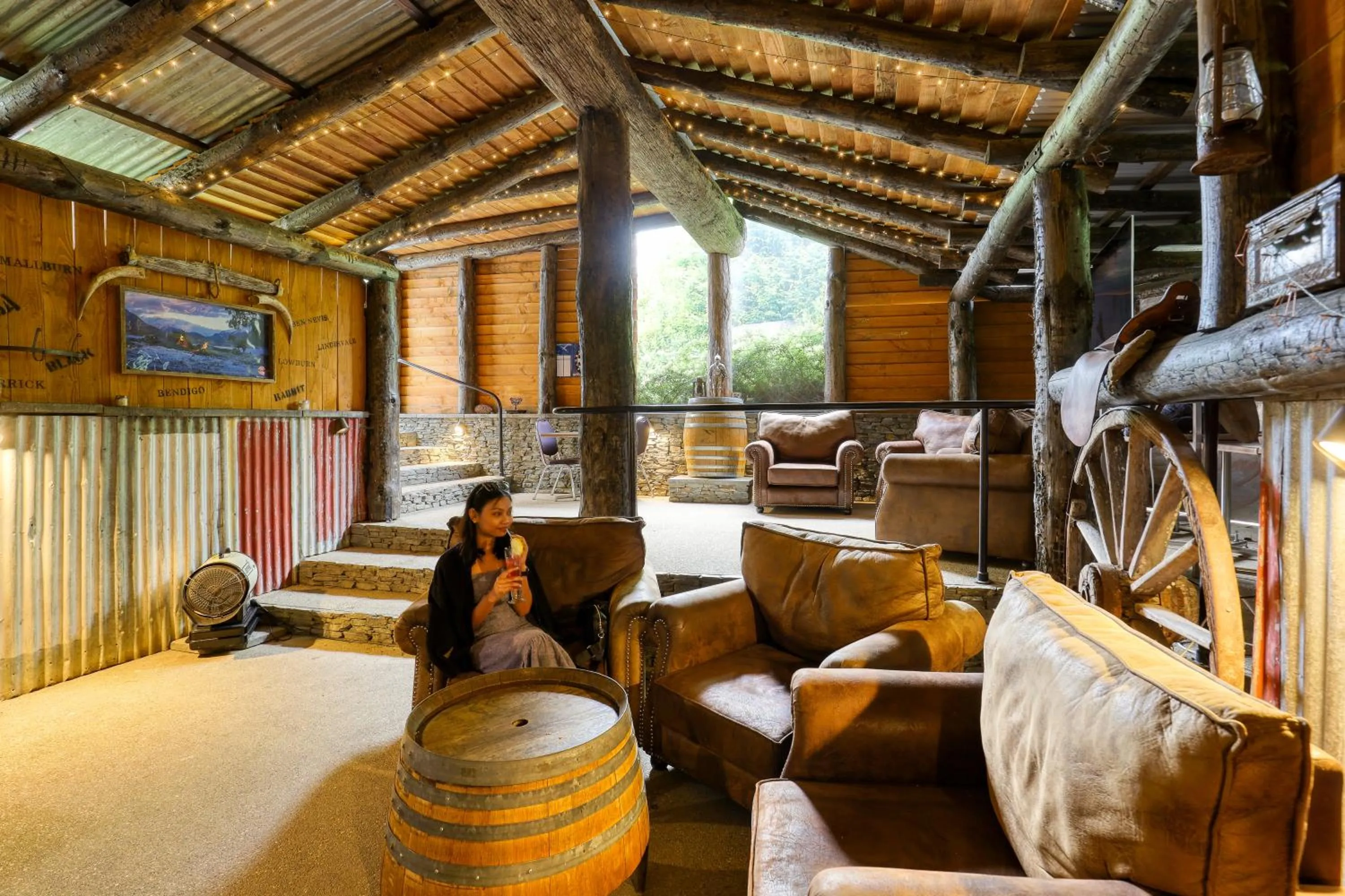 Lounge or bar in Marsden Lake Resort Central Otago