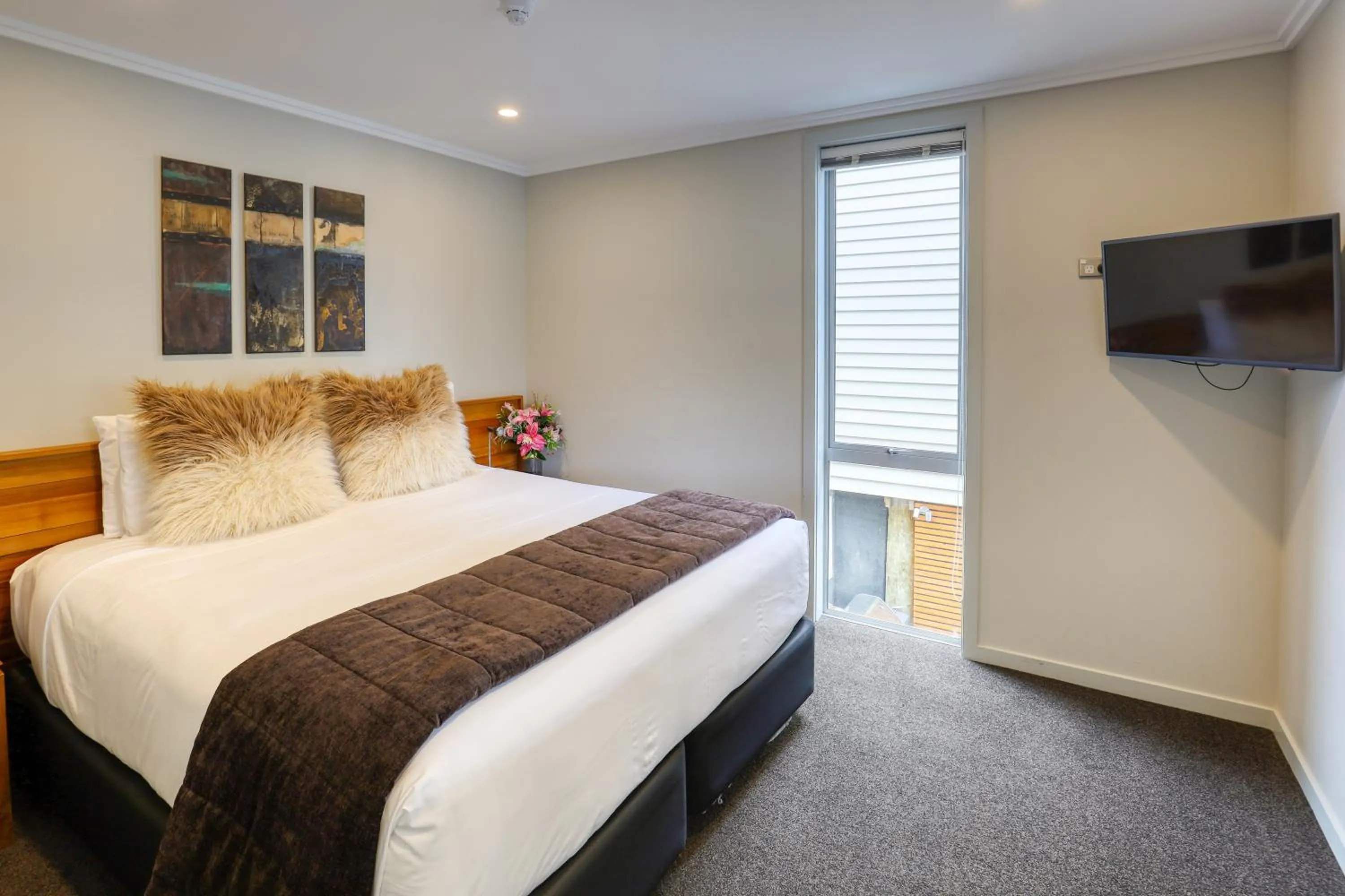 Bedroom, Bed in Marsden Lake Resort Central Otago