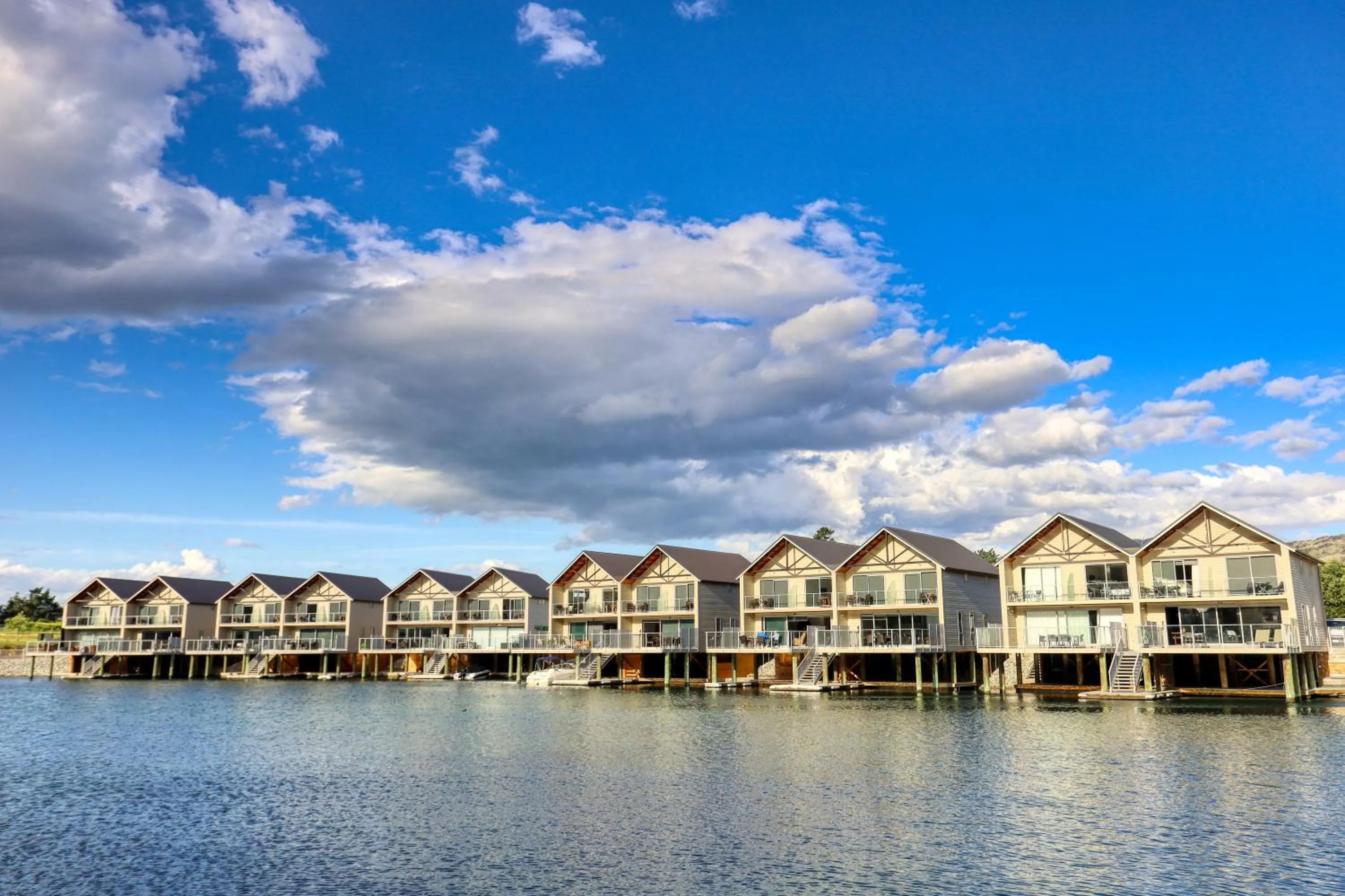 Property building in Marsden Lake Resort Central Otago