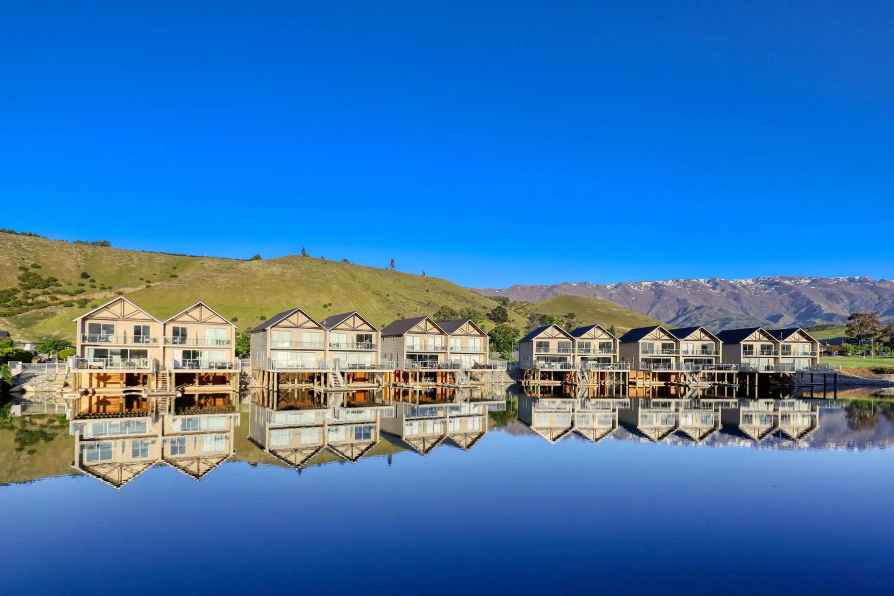 Property building in Marsden Lake Resort Central Otago