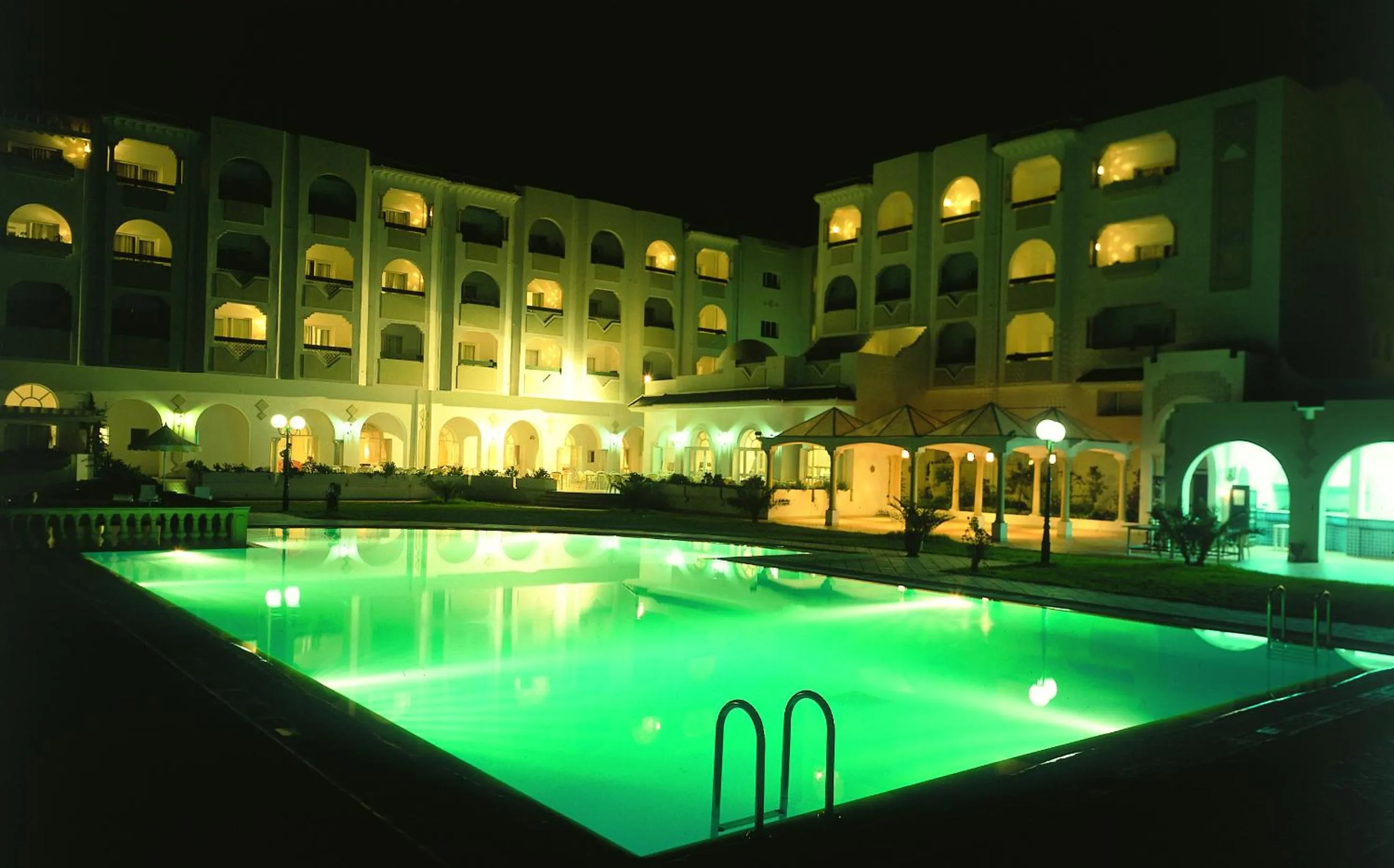 Swimming pool in Green Golf Hammamet