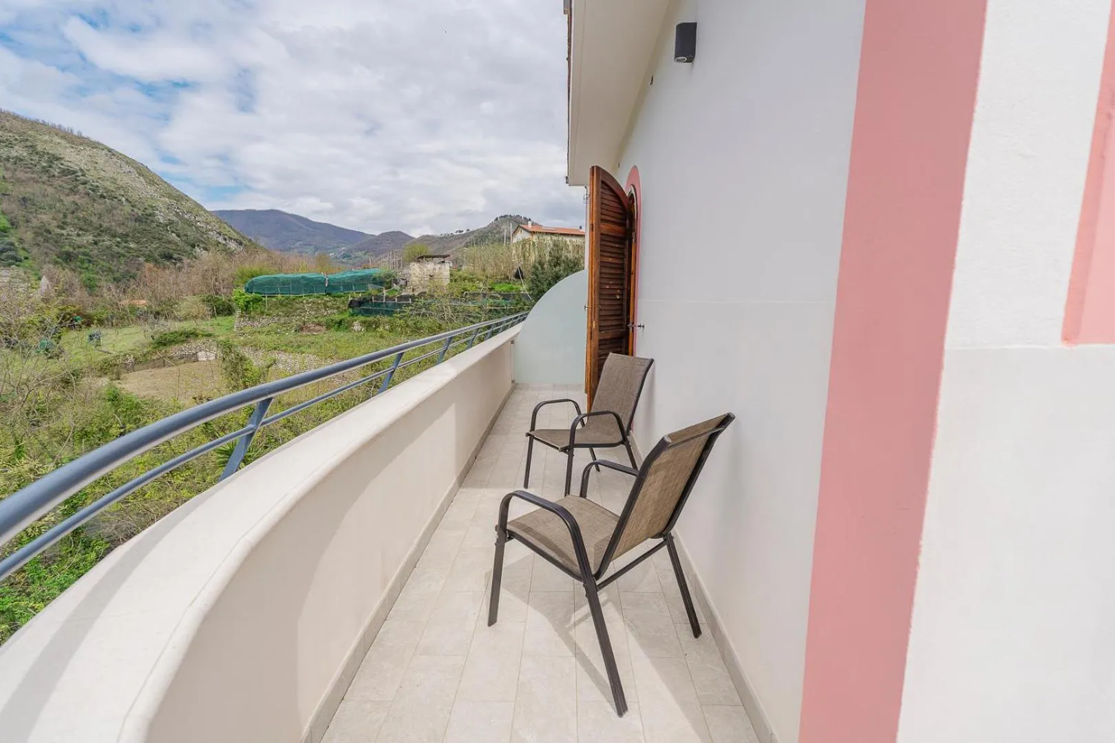 Property building in Tra I Monti