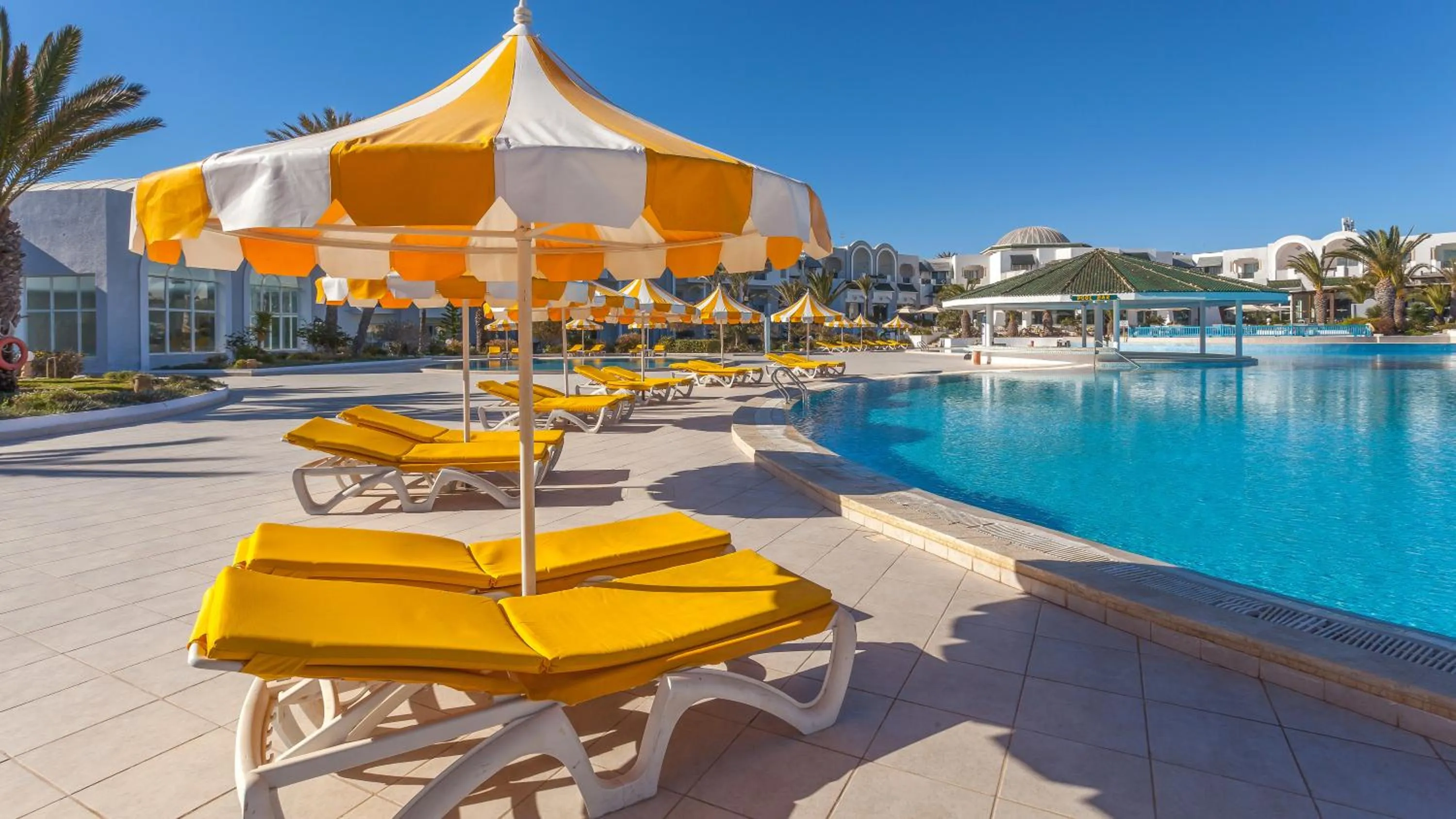 Swimming pool in Djerba Holiday Beach