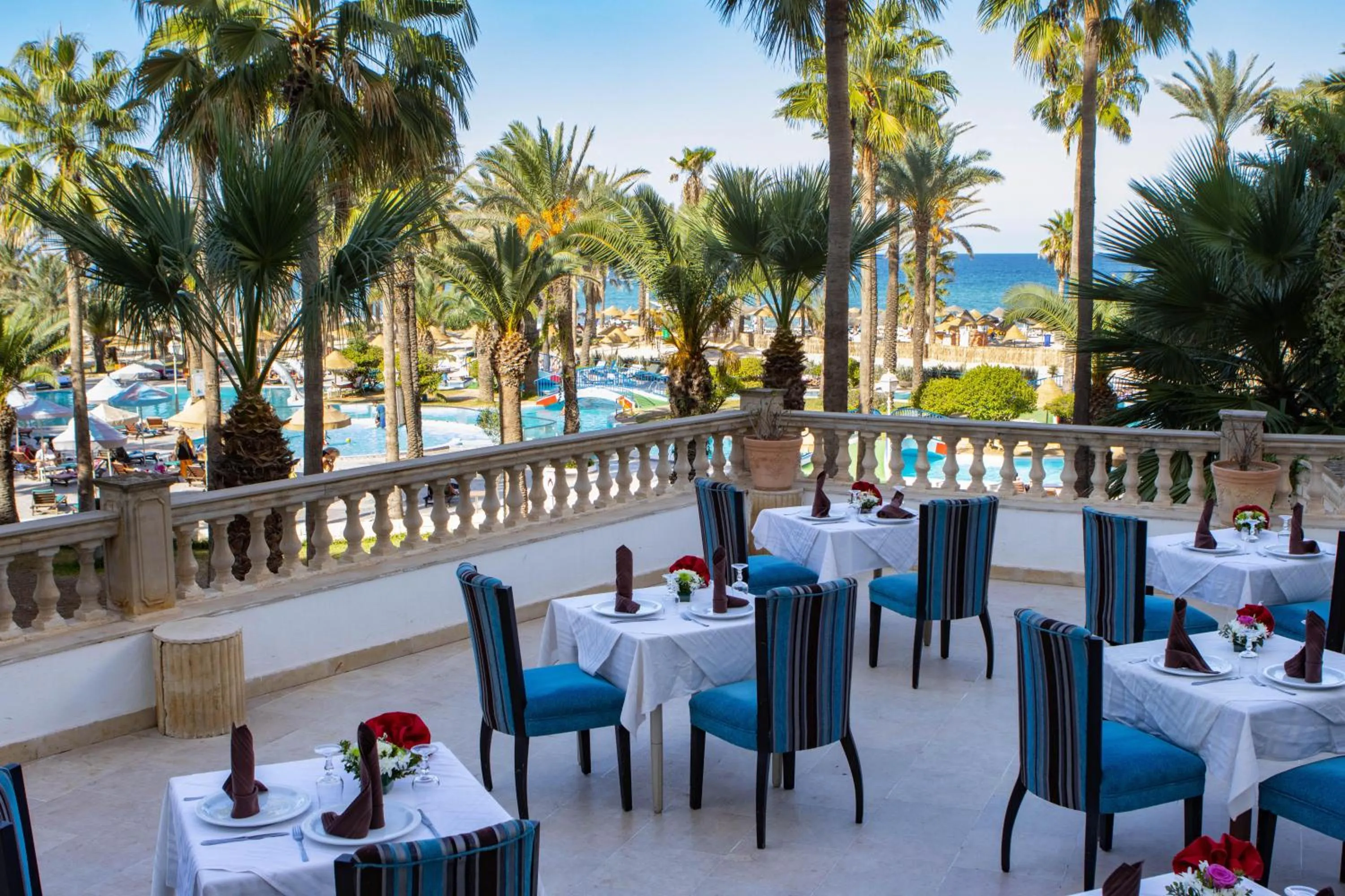 Restaurant/places to eat in Riadh Palms- Resort & Spa