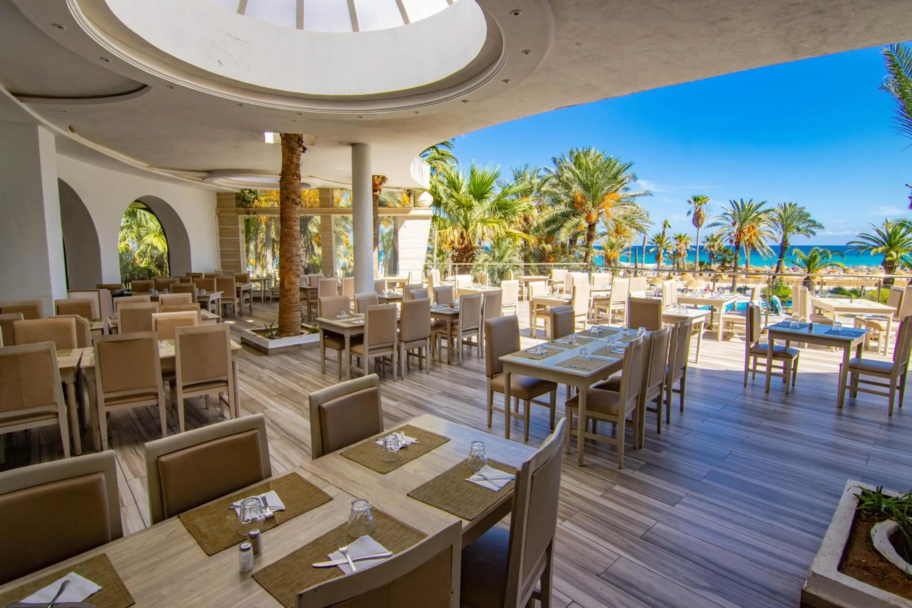 Restaurant/places to eat in Riadh Palms- Resort & Spa