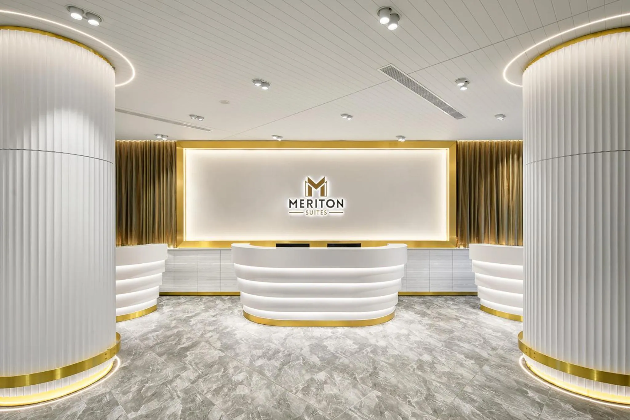 Lobby or reception in Meriton Suites Bondi Junction