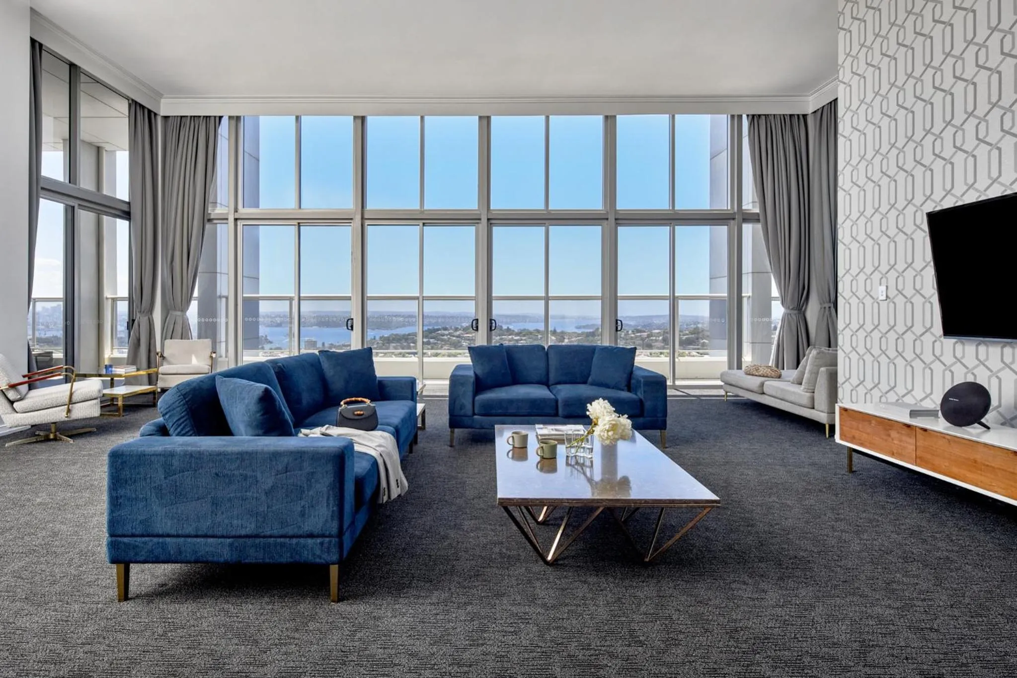 Living room in Meriton Suites Bondi Junction