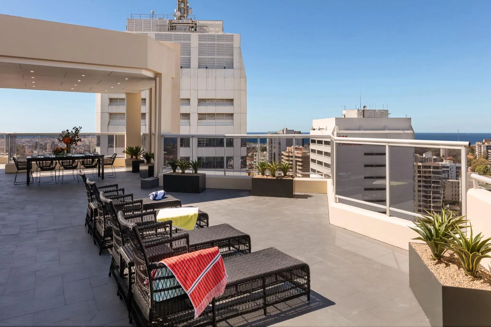 Balcony/Terrace in Meriton Suites Bondi Junction