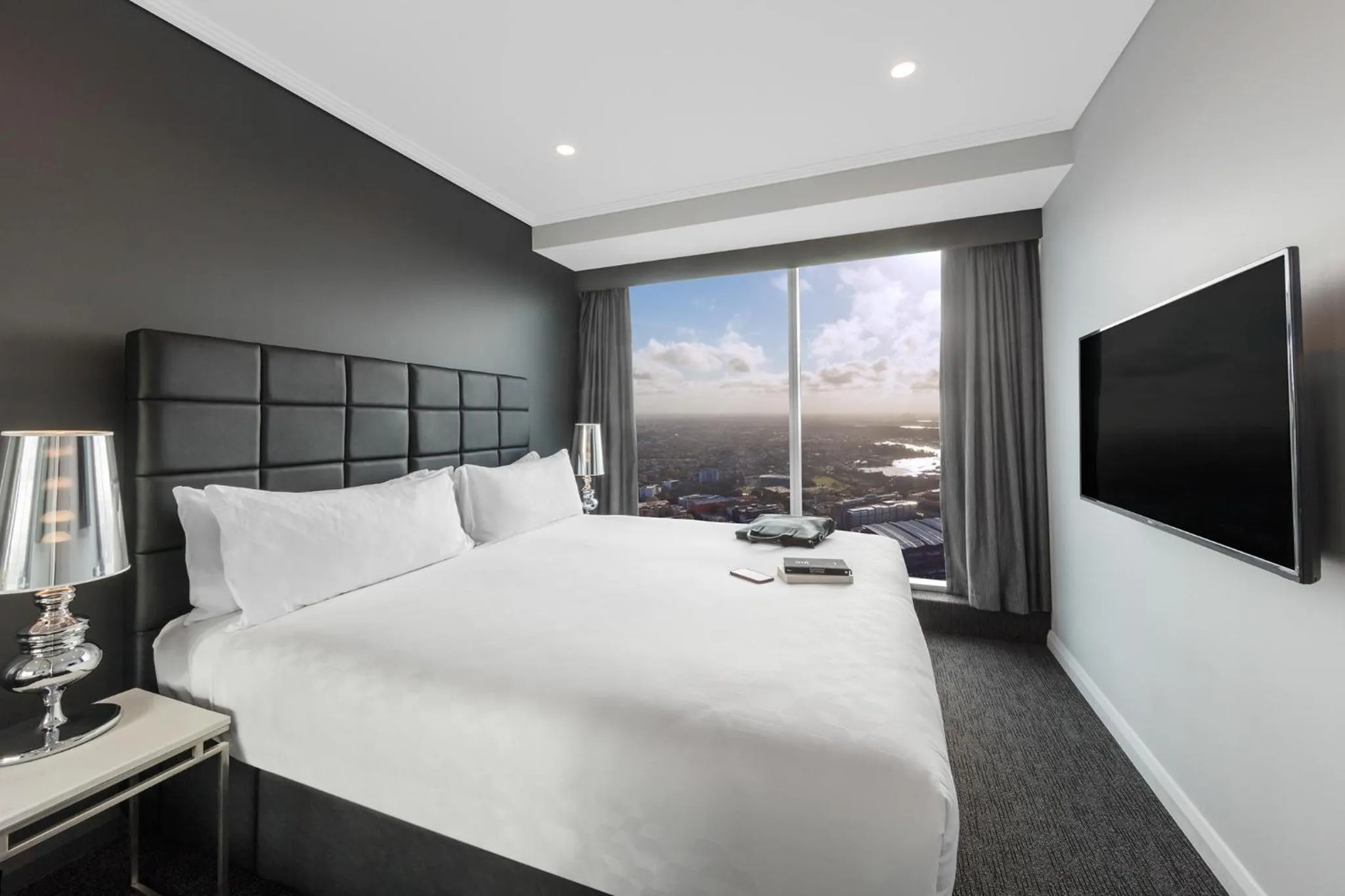 Bed in Meriton Suites World Tower, Sydney