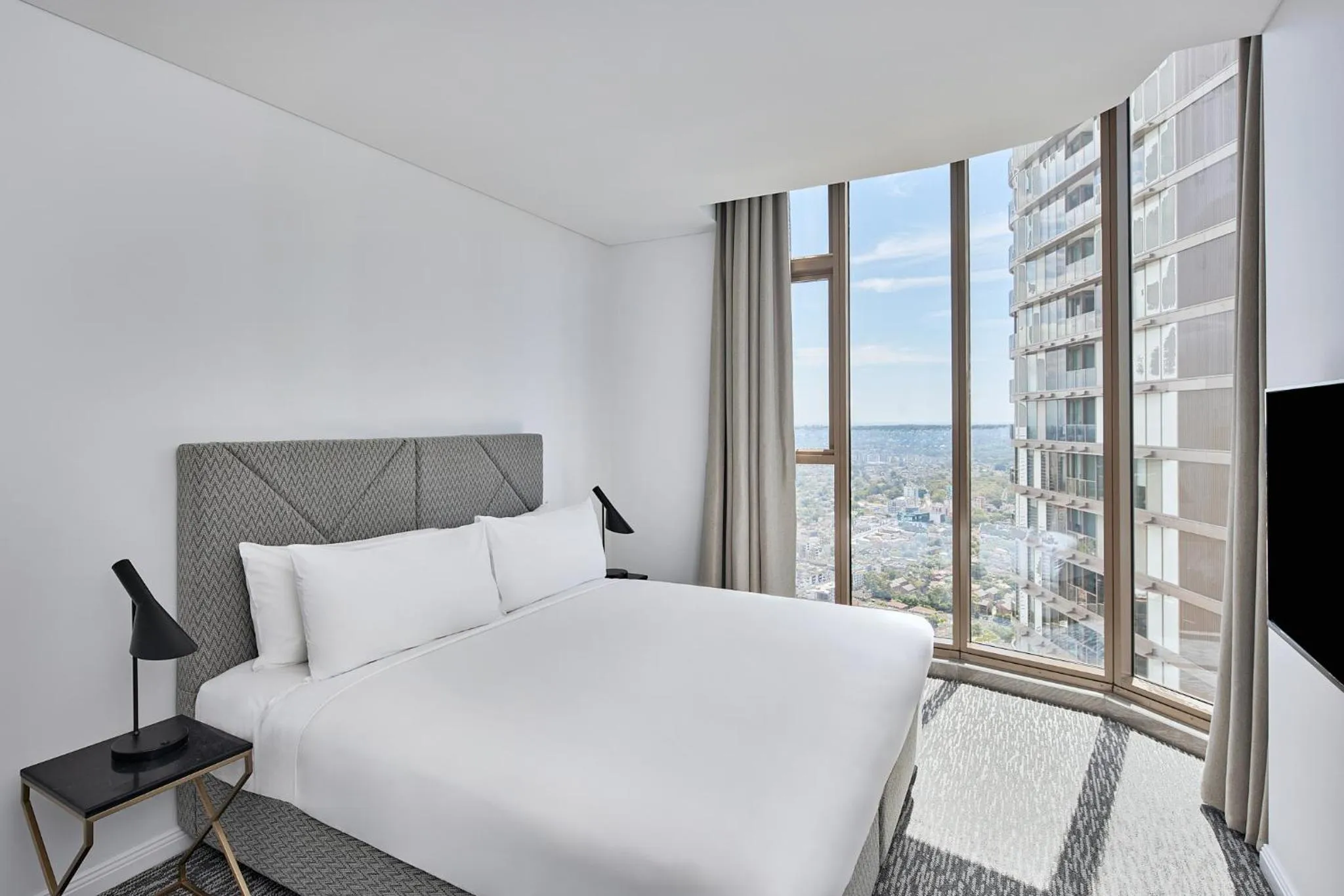 Bedroom, Bed in Meriton Suites George Street, Parramatta