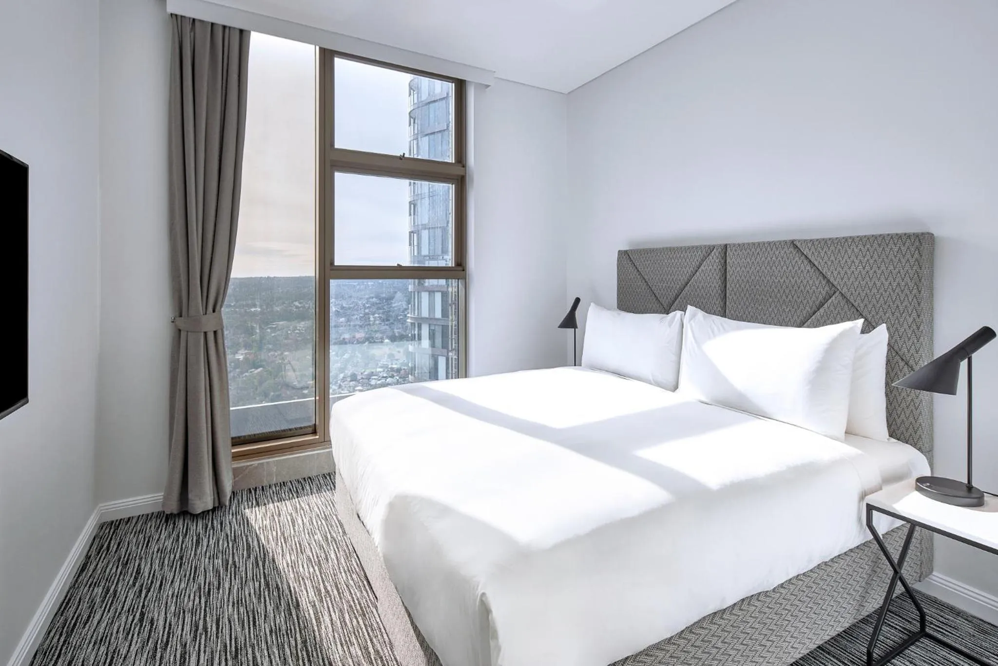 Bedroom, Bed in Meriton Suites George Street, Parramatta