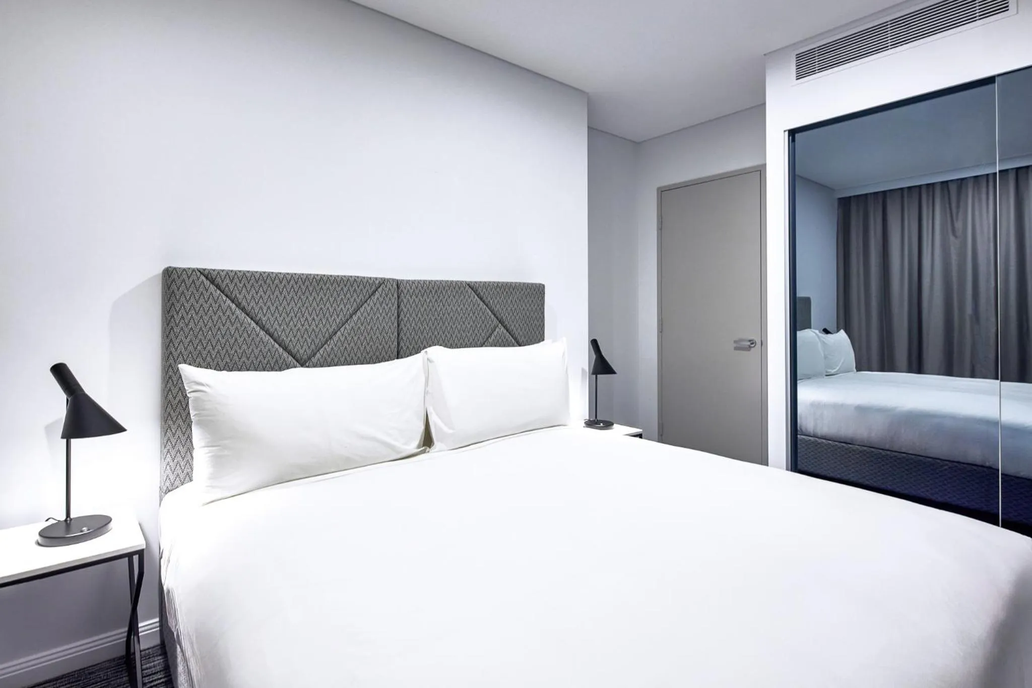 Bedroom, Bed in Meriton Suites George Street, Parramatta