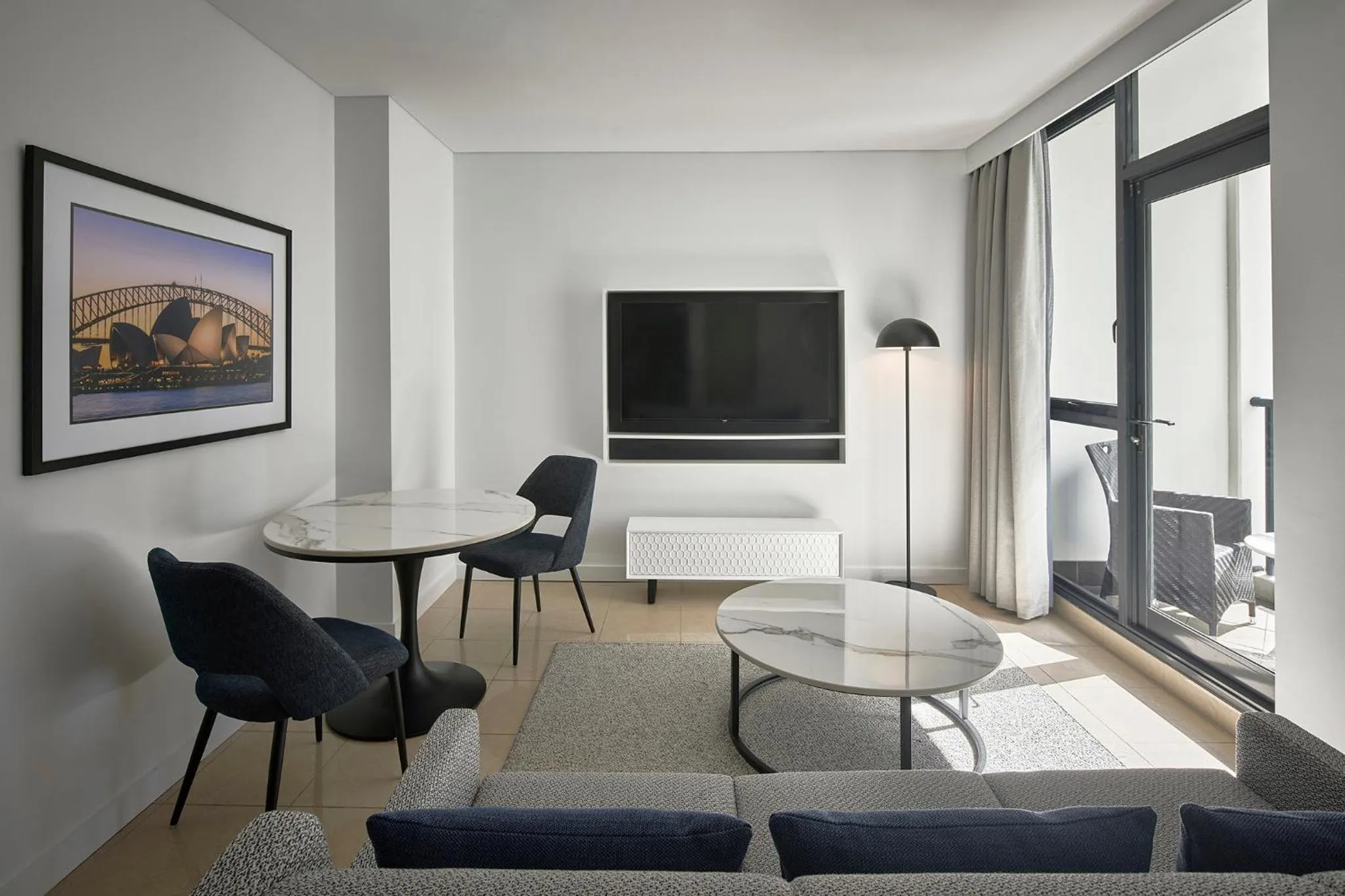 Meriton Suites Pitt Street, Sydney