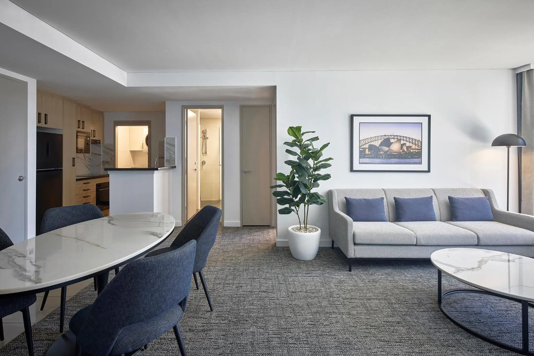 Meriton Suites Pitt Street, Sydney