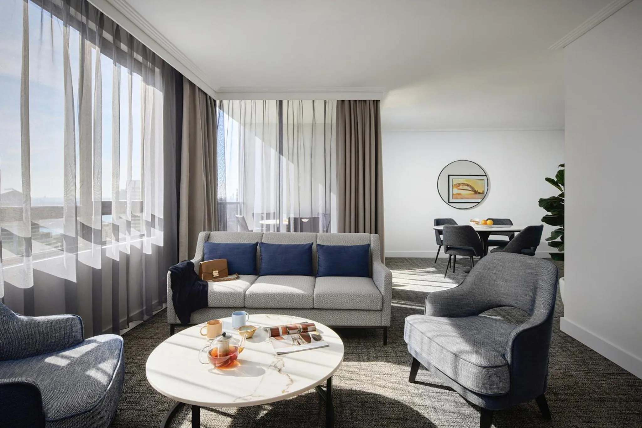 Meriton Suites Pitt Street, Sydney