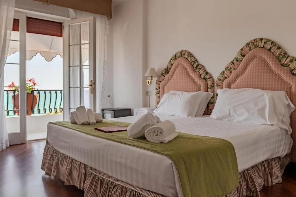 Bed in Agora Park Hotel