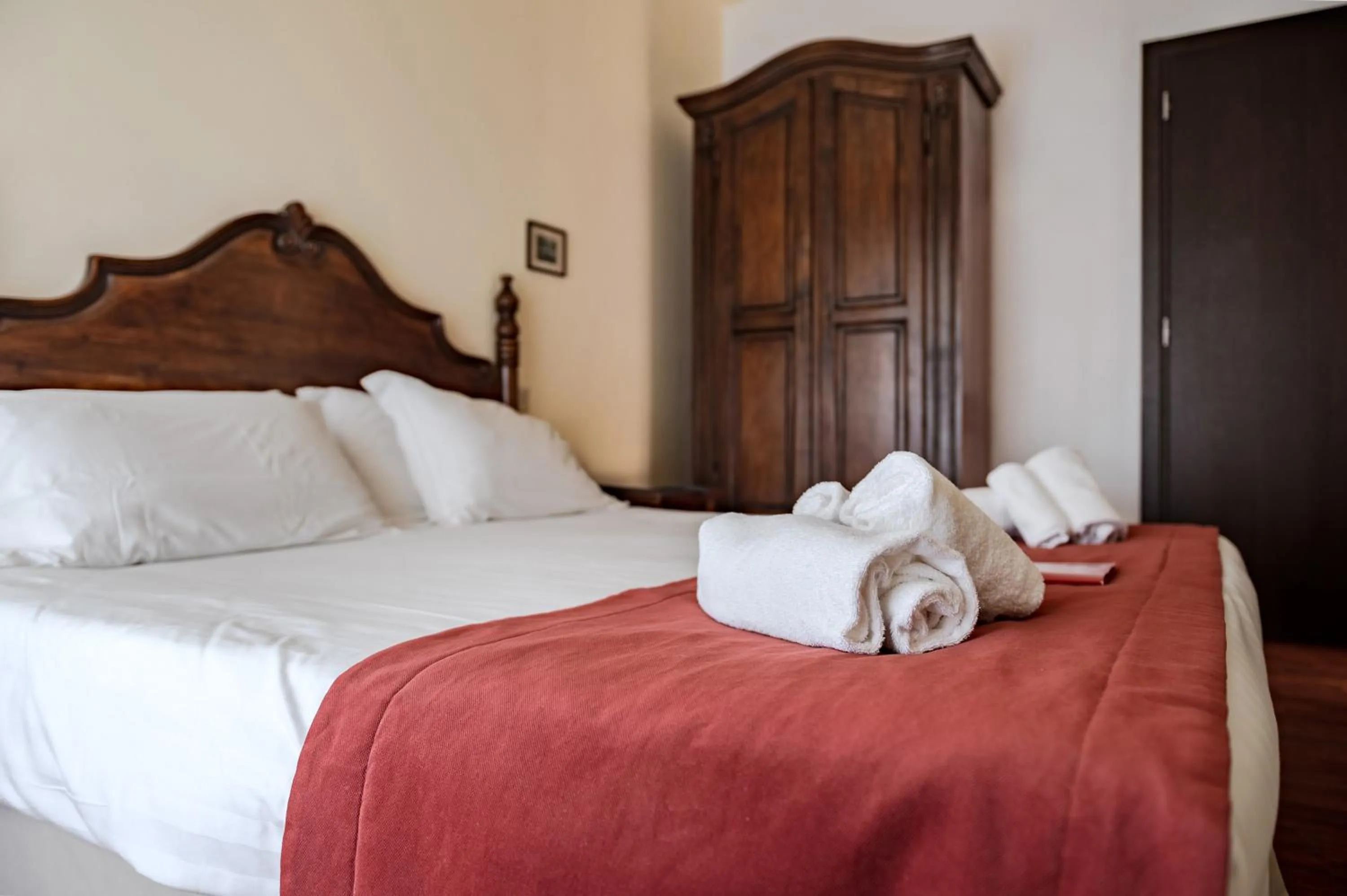 Bed in Agora Park Hotel