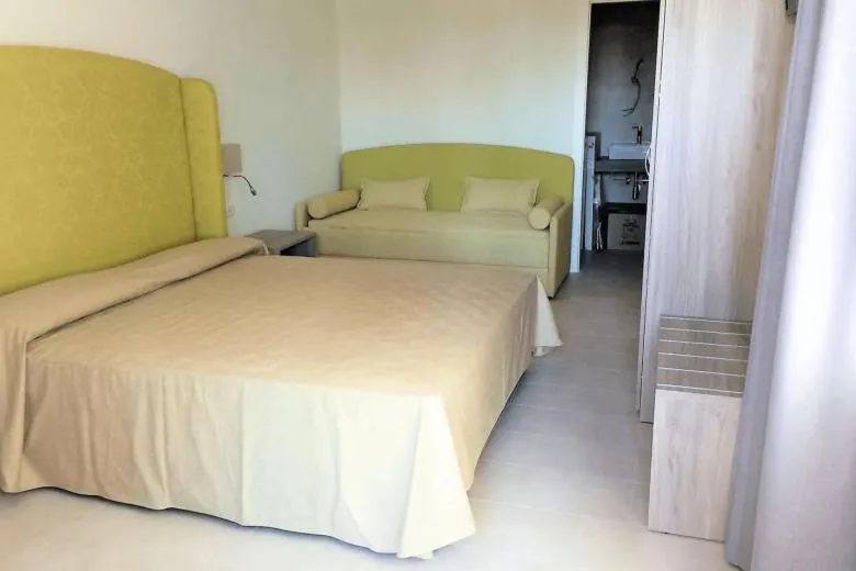 Bed in Agora Park Hotel