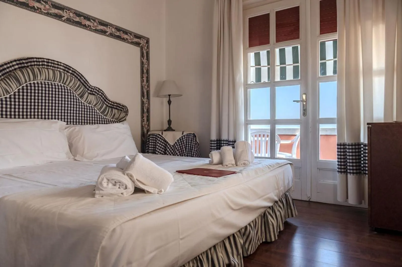 Bed in Agora Park Hotel