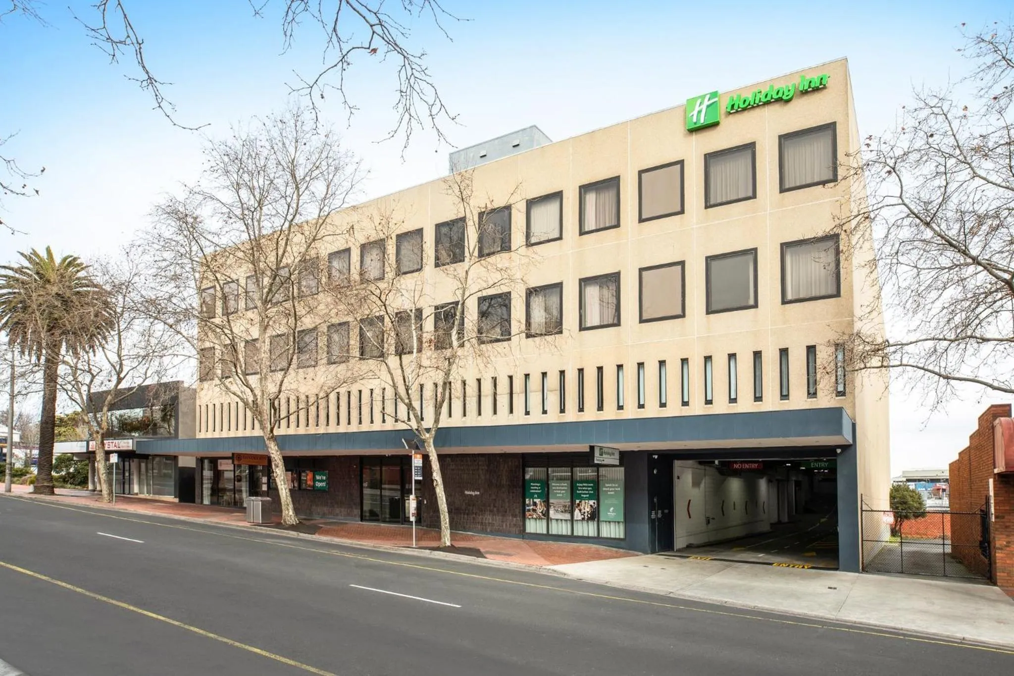 Property building in Holiday Inn Dandenong by IHG