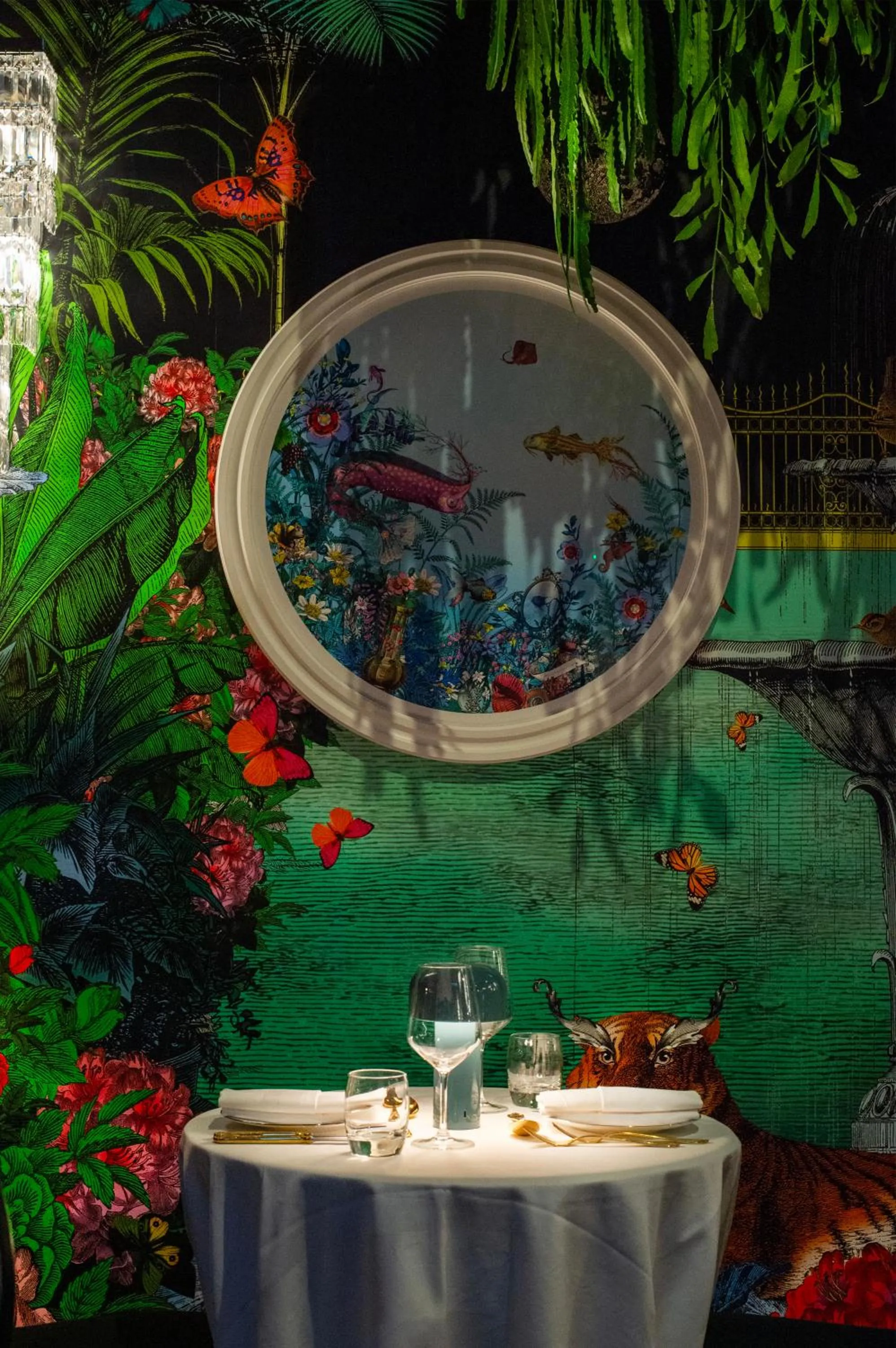 Restaurant/places to eat in Hux Hotel, Kensington