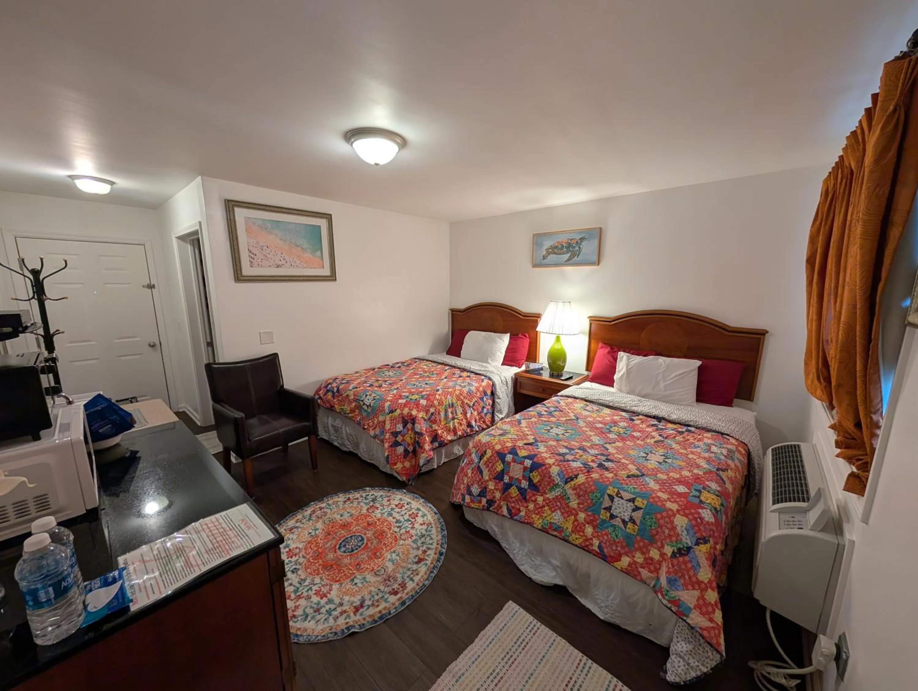 Bed in Apple Inn and Suites Cooperstown Area