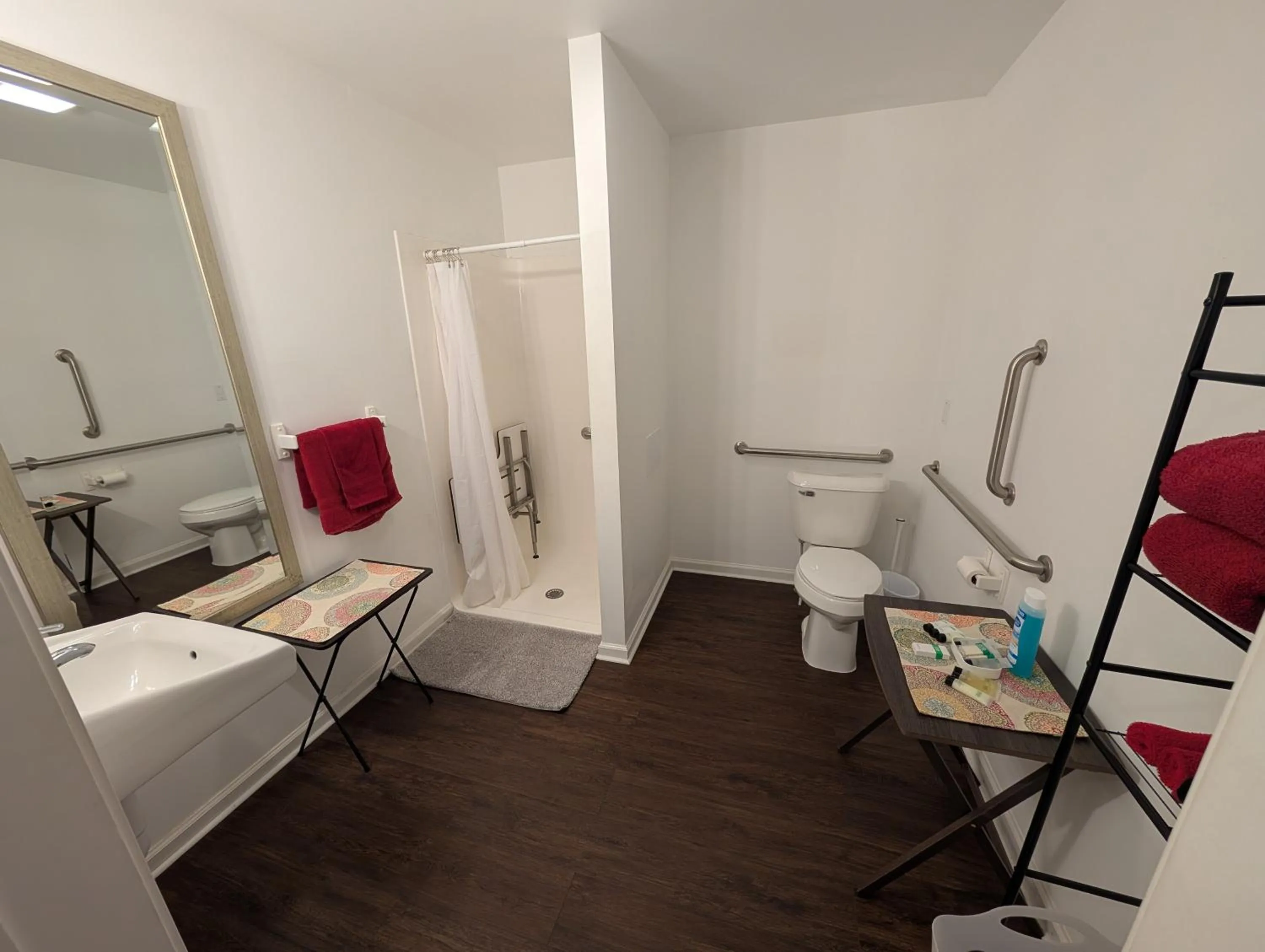 Bed in Apple Inn and Suites Cooperstown Area