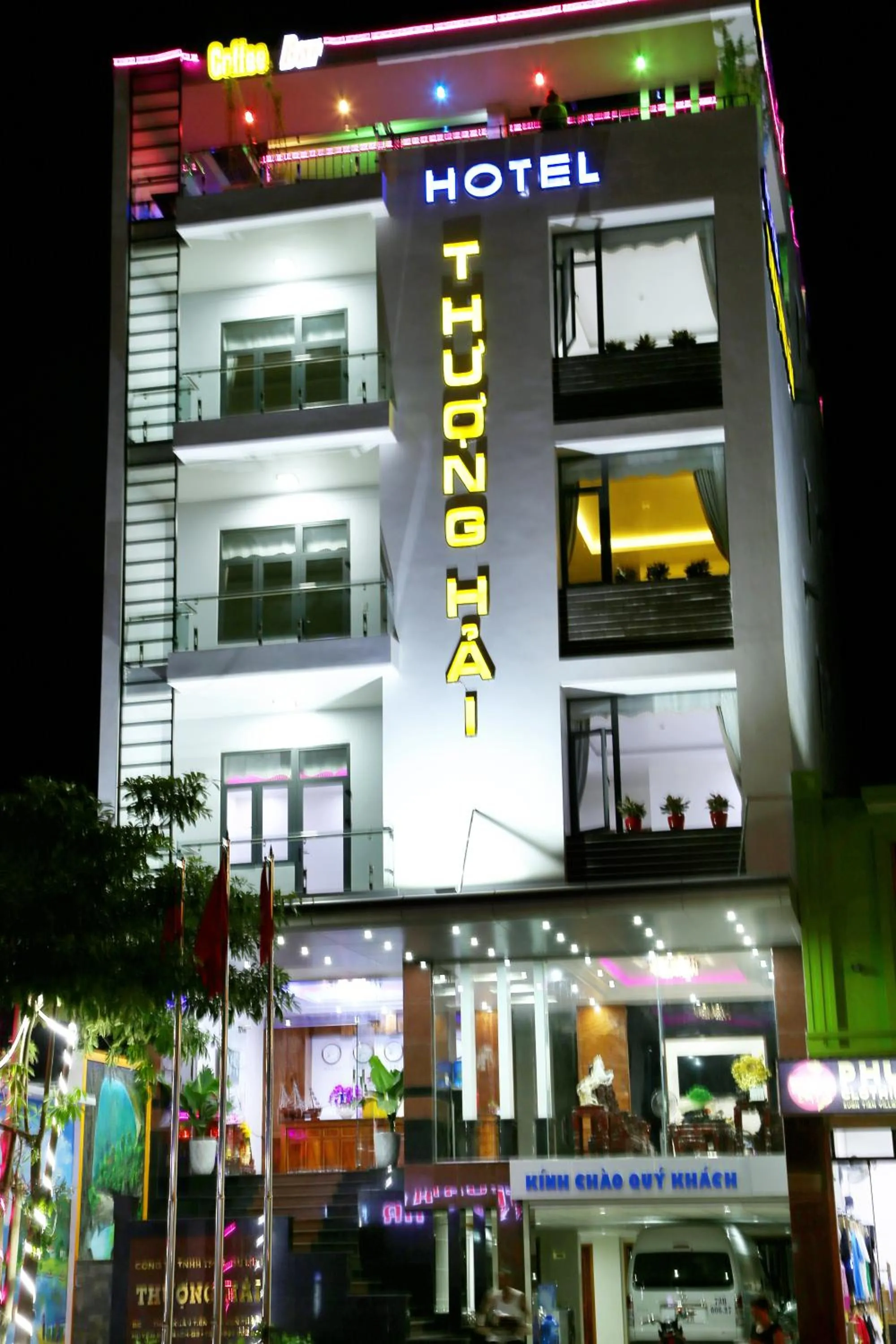 Facade/entrance in Thuong Hai Hotel