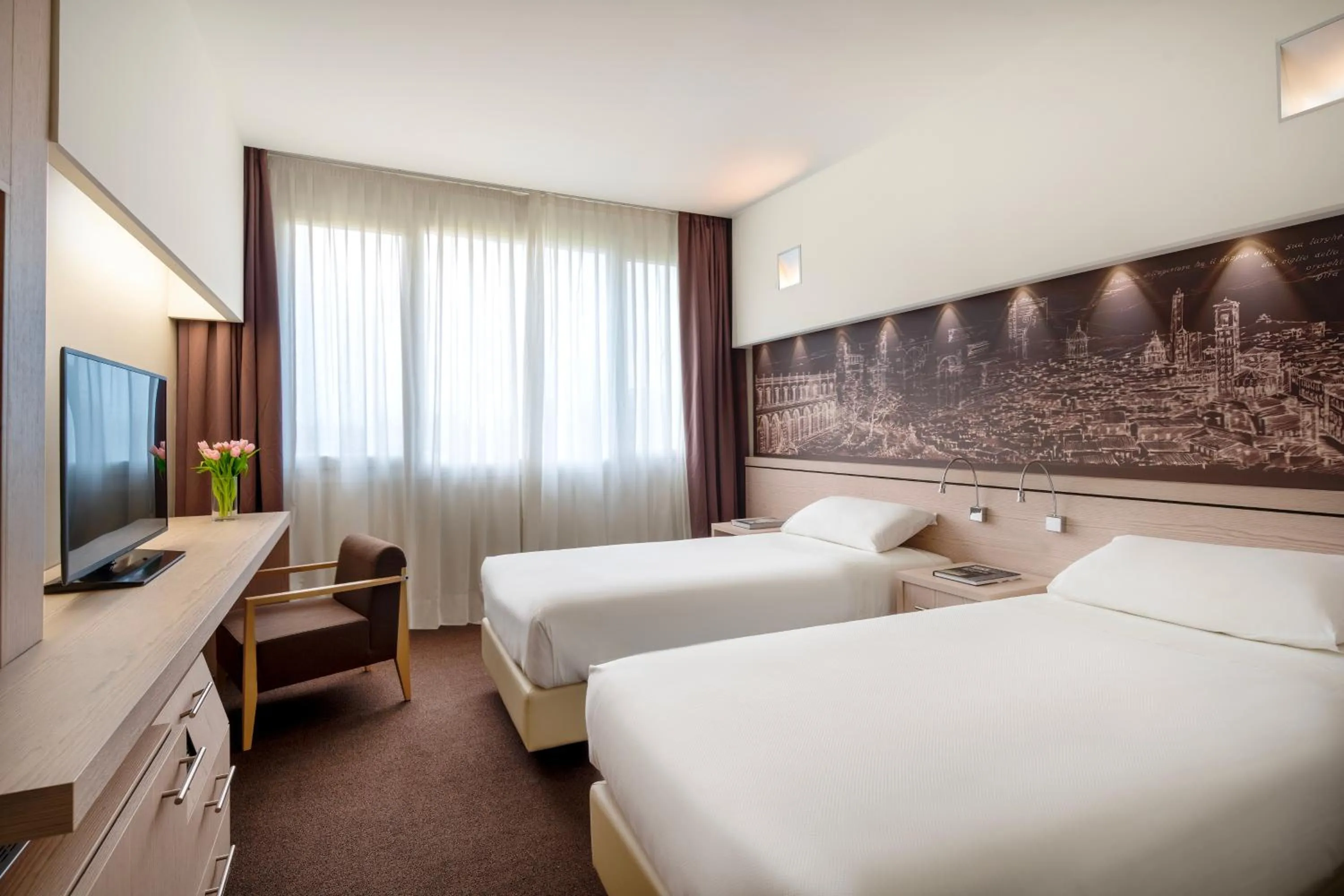 Bedroom, Bed in UNA Hotels Bologna San Lazzaro