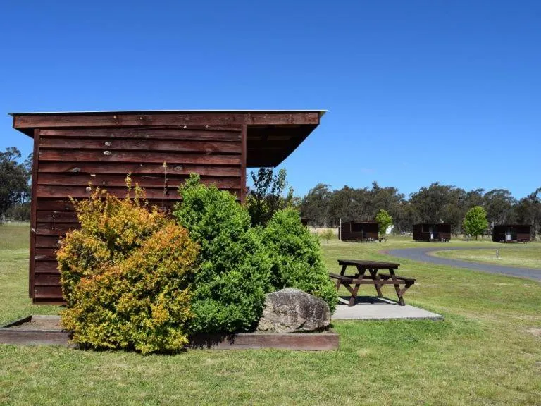 Non-Ensuite Wood Cabin (Bunk and Double Beds) in Tiny Away Escape at Granite Belt - Sommerville Valley