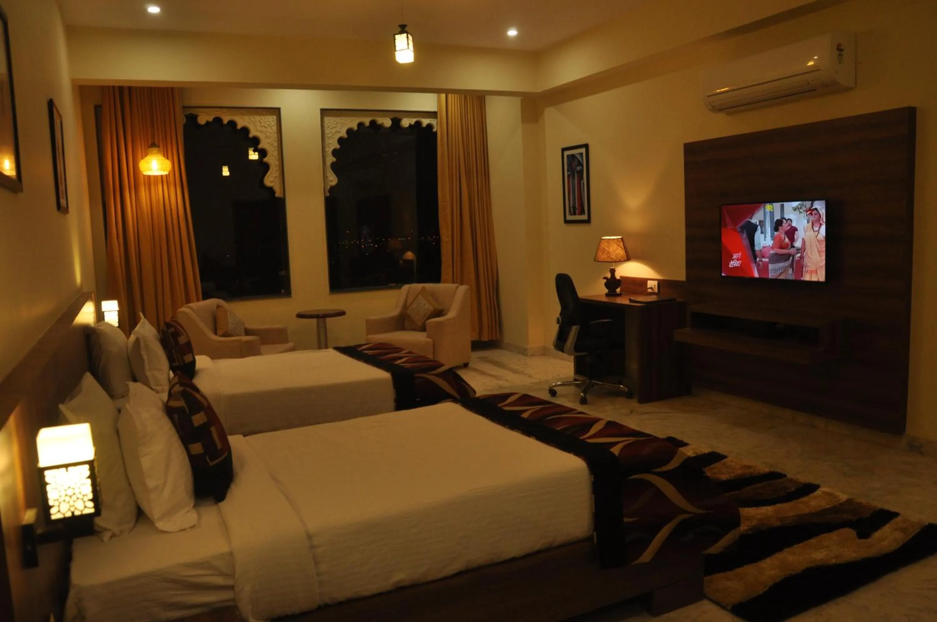 TV and multimedia in Regenta Central Mewargarh, Near Biological park