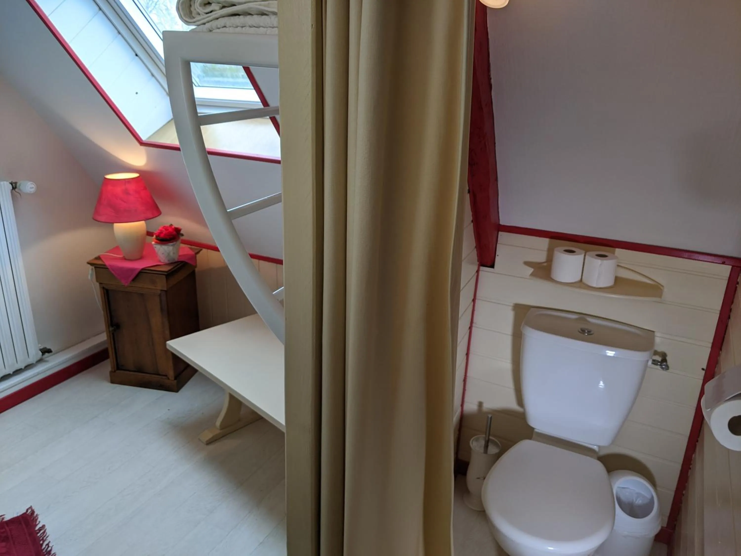 Toilet in Les Bruyères du Mont