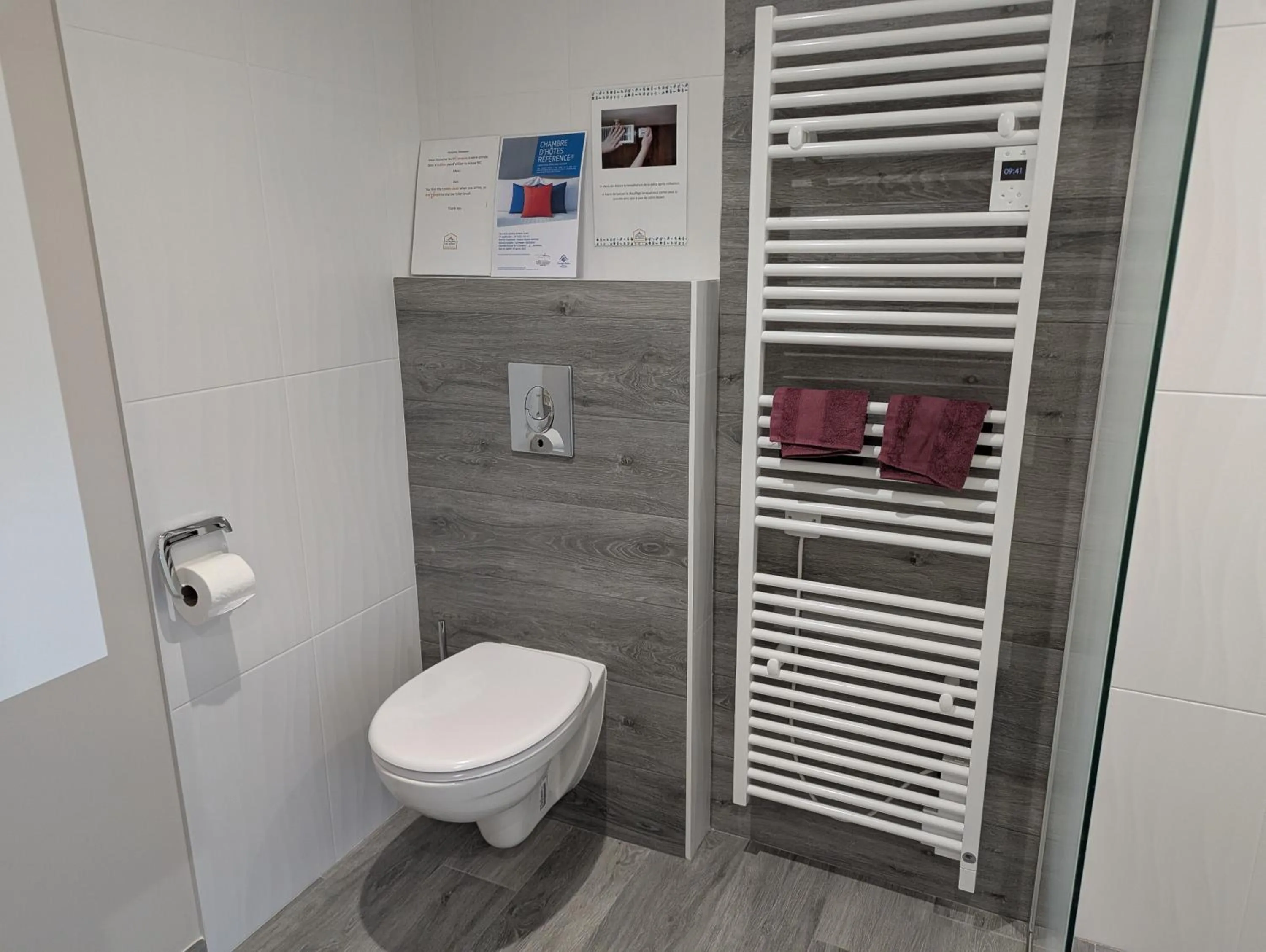 Bathroom in Les Bruyères du Mont