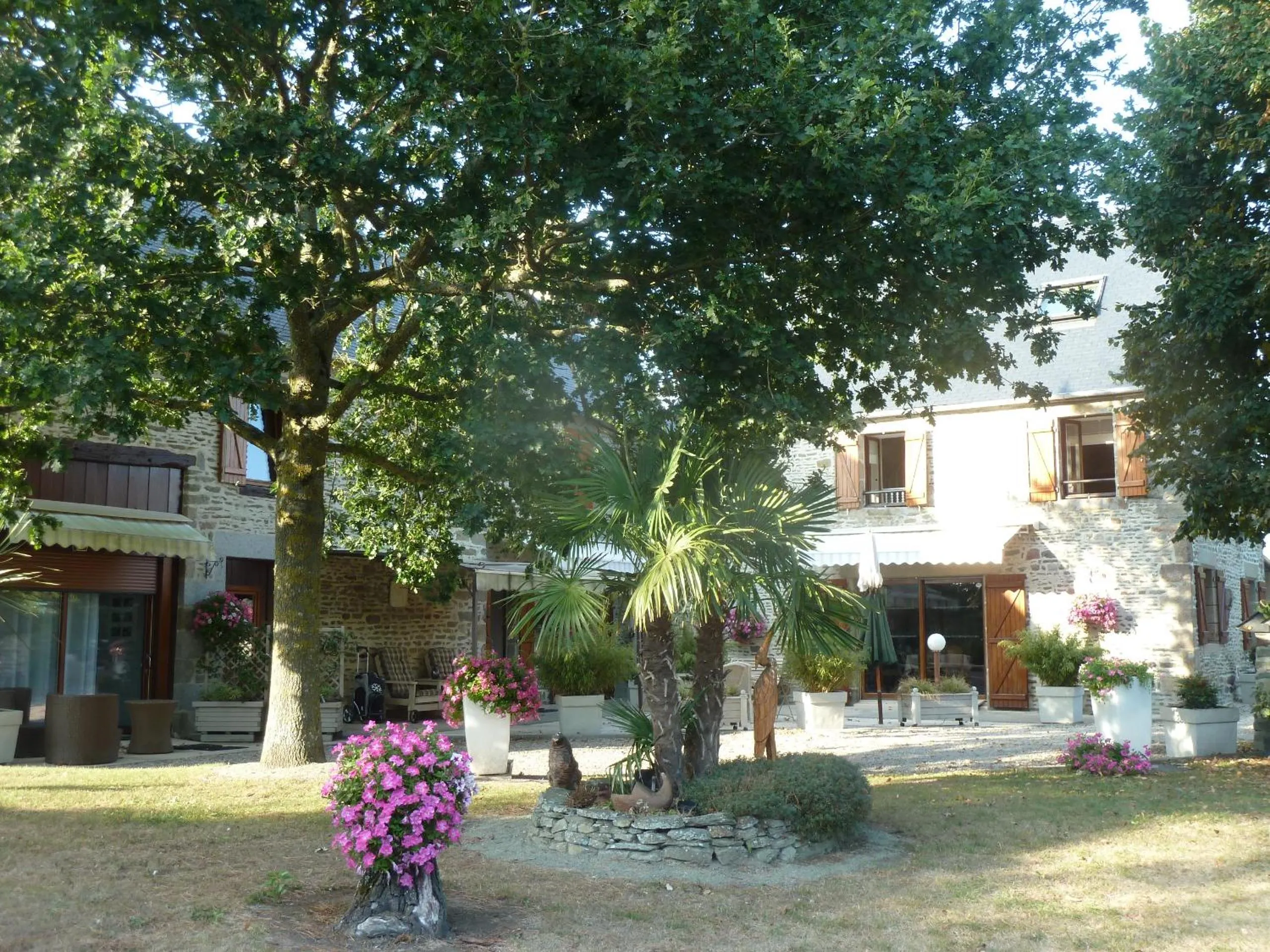 Property building in Les Bruyères du Mont