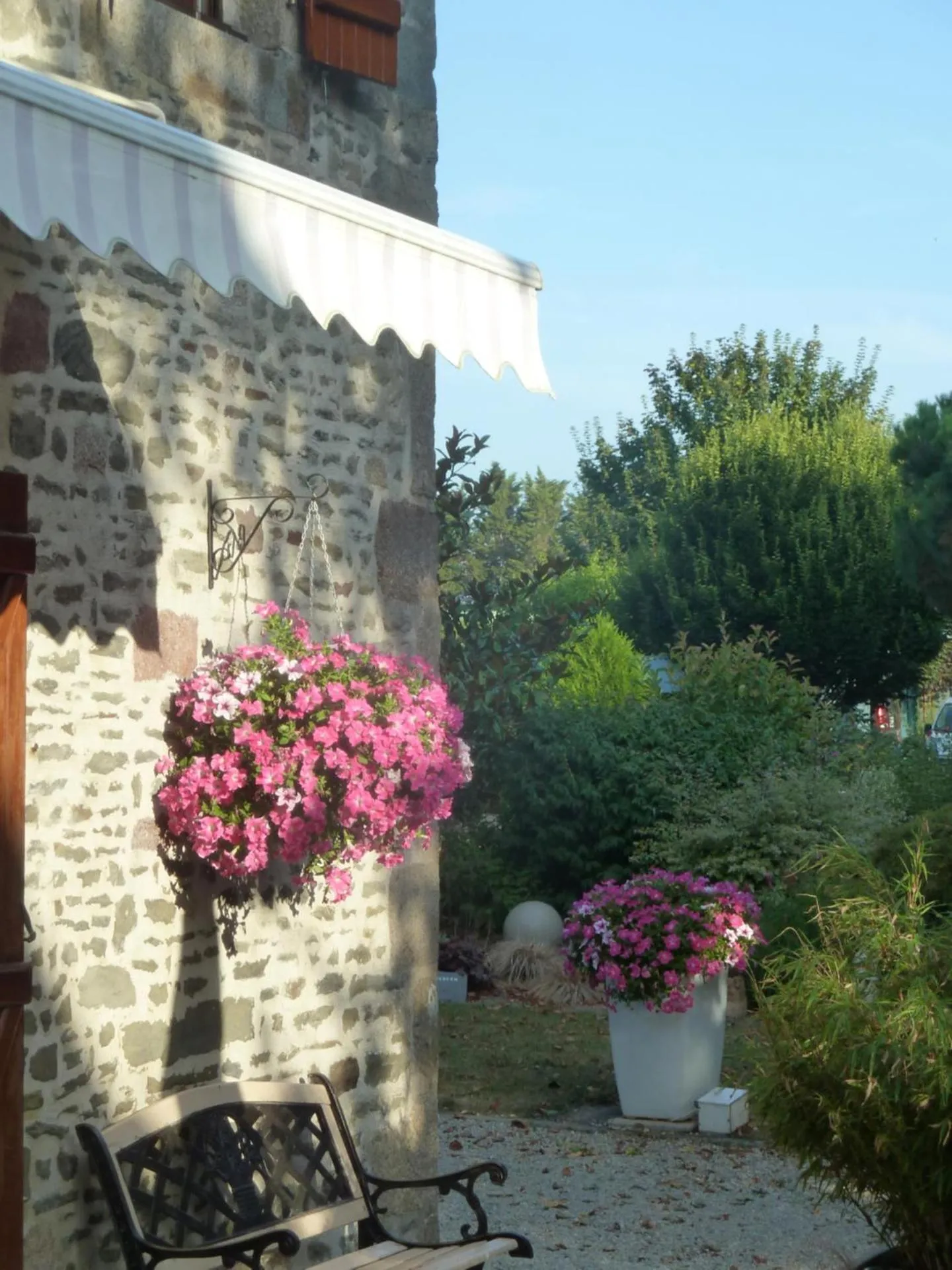 Property building in Les Bruyères du Mont