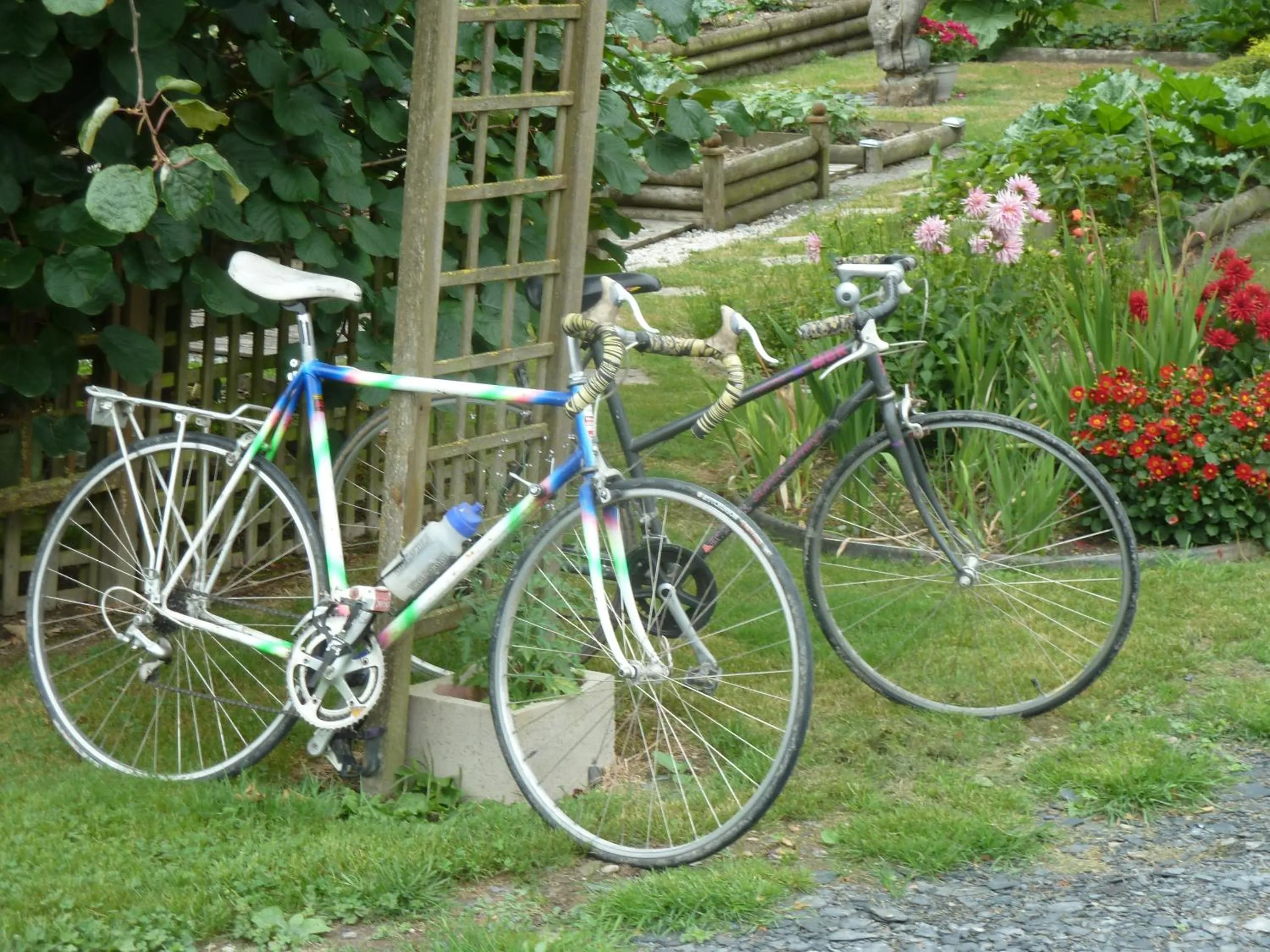 Property building in Les Bruyères du Mont