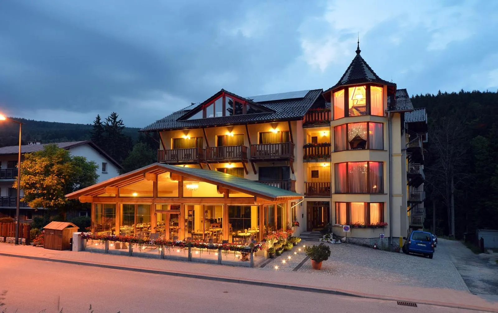Property building in Willa Magnat
