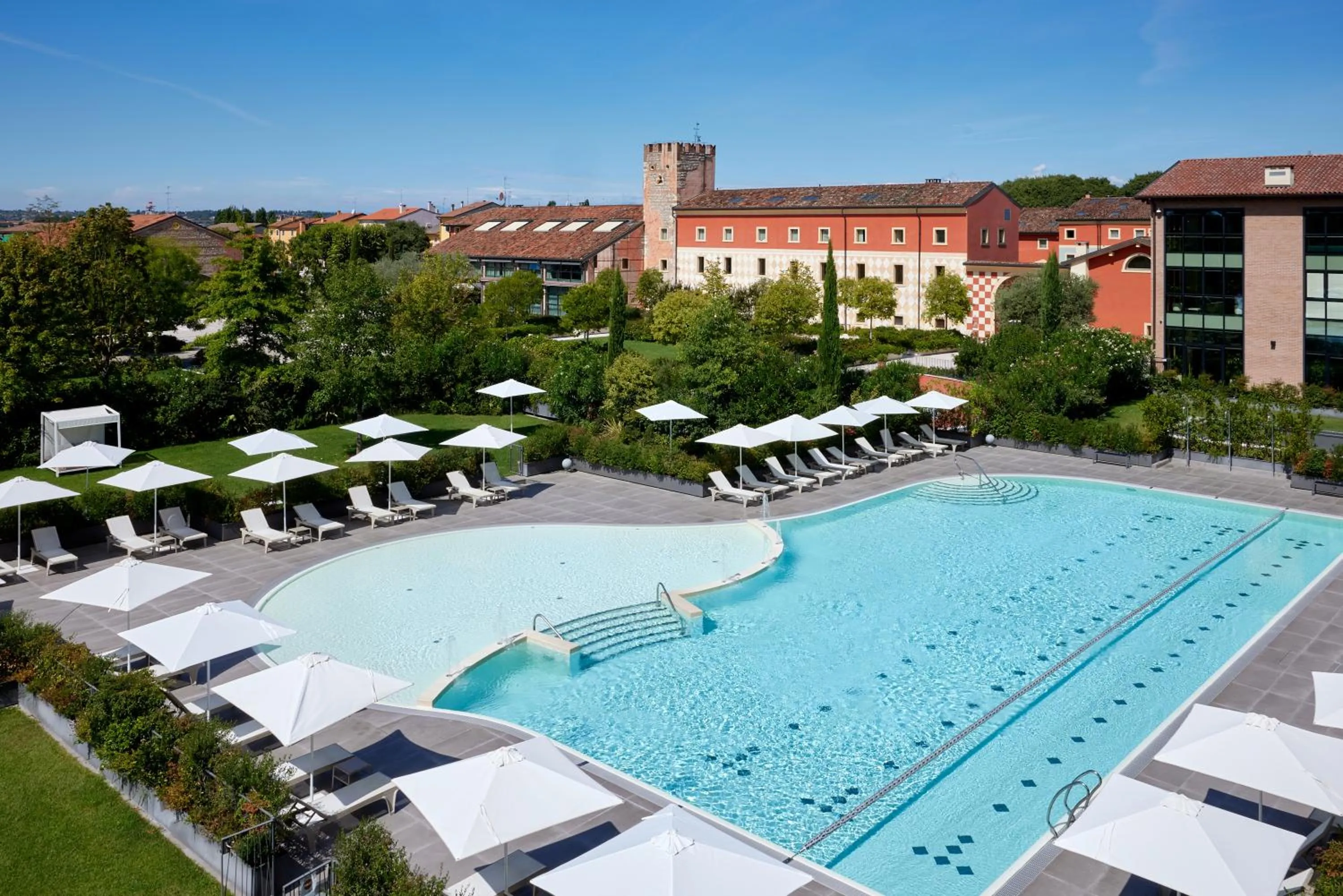 Property building in Hotel Veronesi La Torre