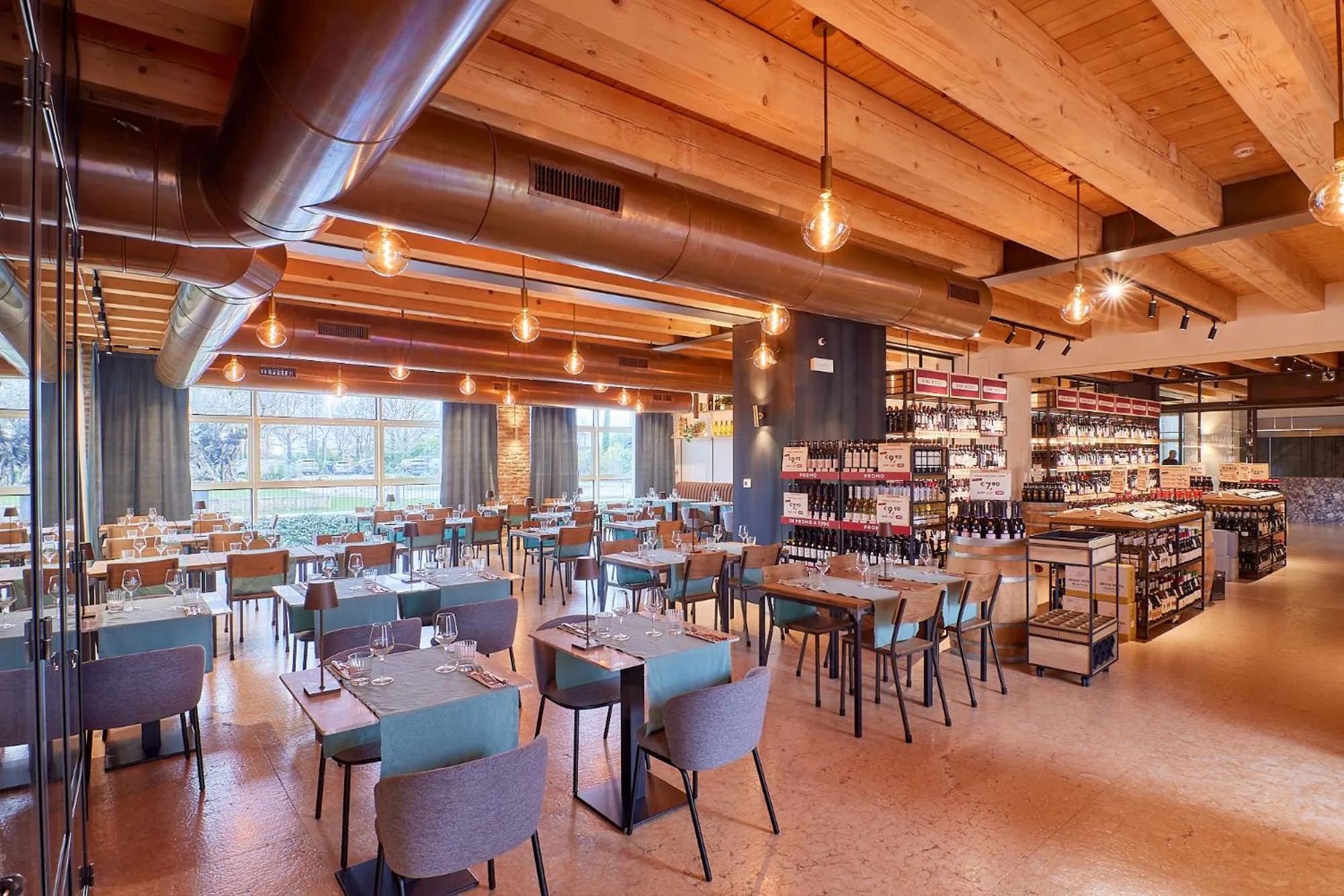 Restaurant/places to eat in Hotel Veronesi La Torre