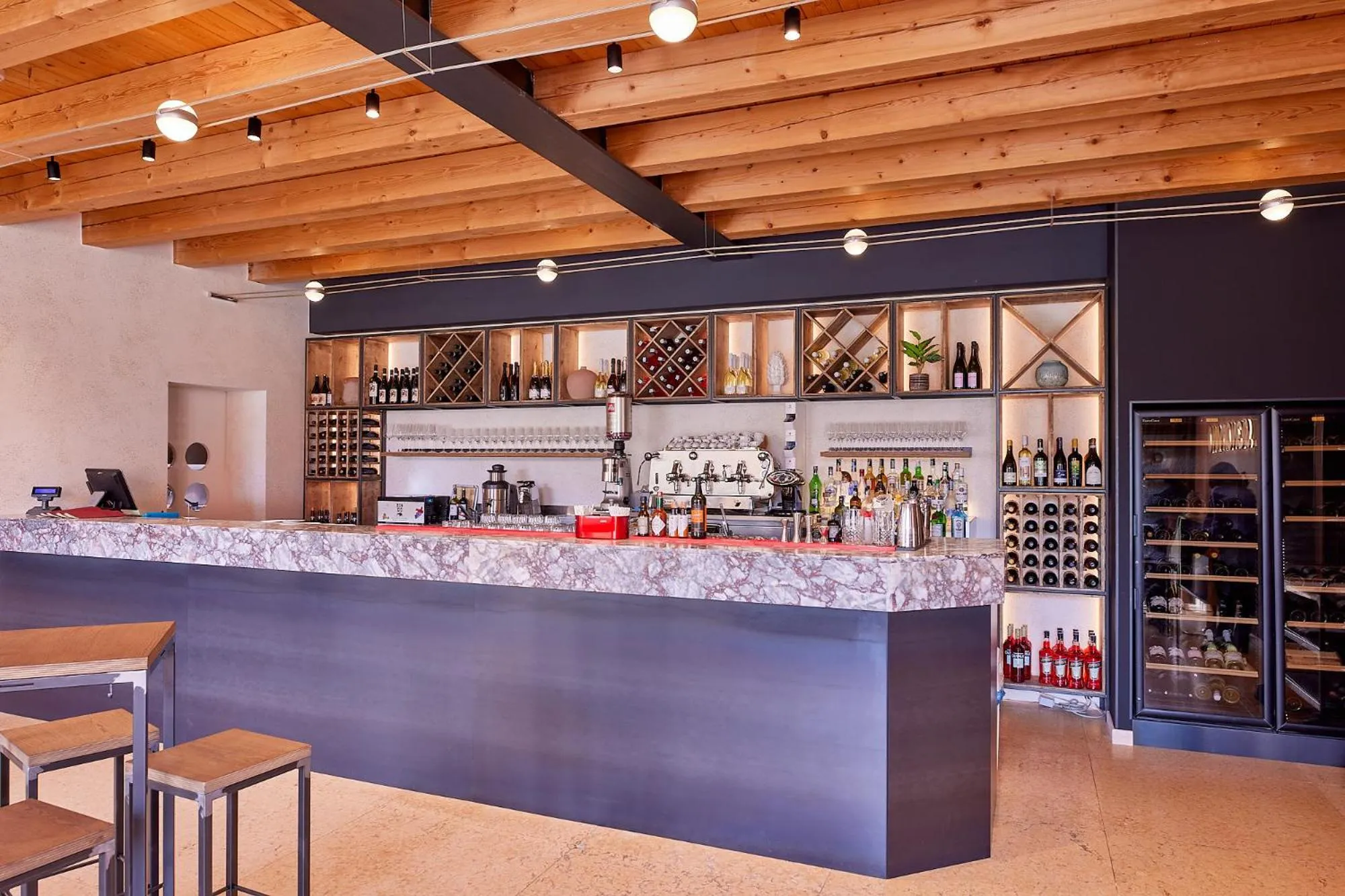 Lounge or bar in Hotel Veronesi La Torre