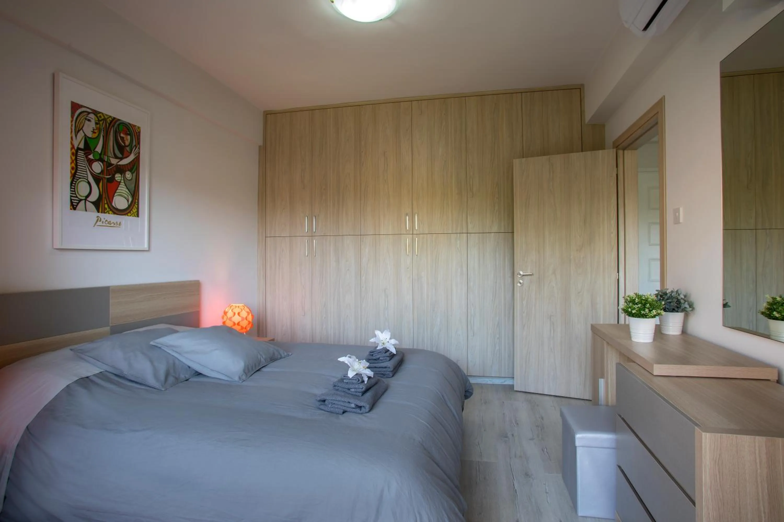 Bed in Castle Holiday Apartments