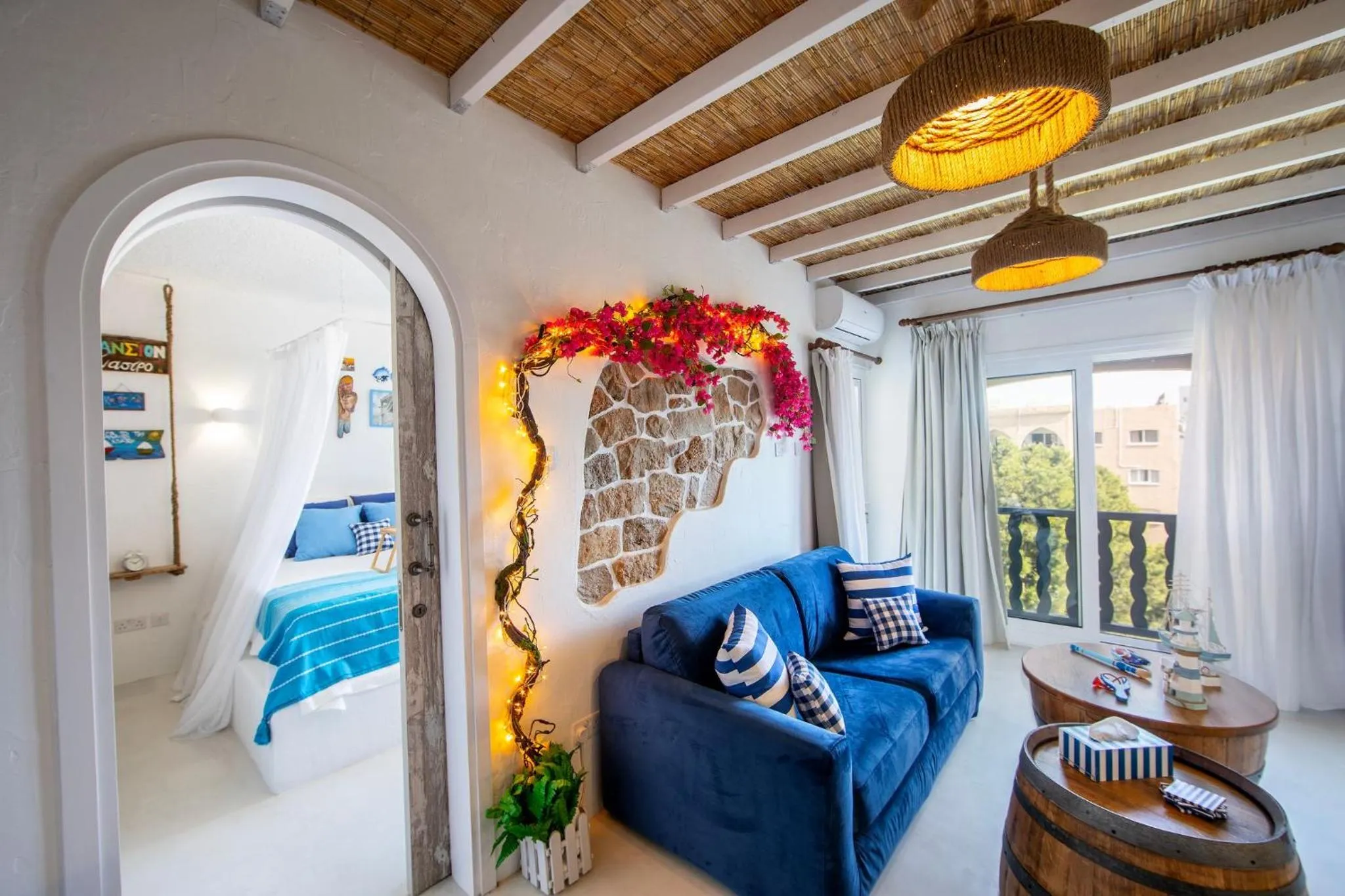 Bed in Castle Holiday Apartments