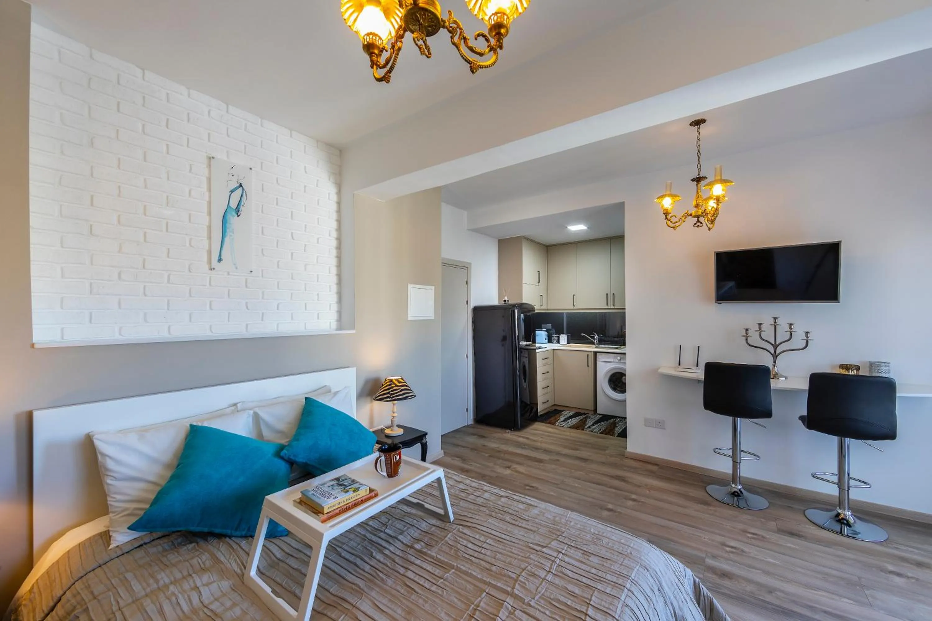 TV and multimedia, Bed in Castle Holiday Apartments