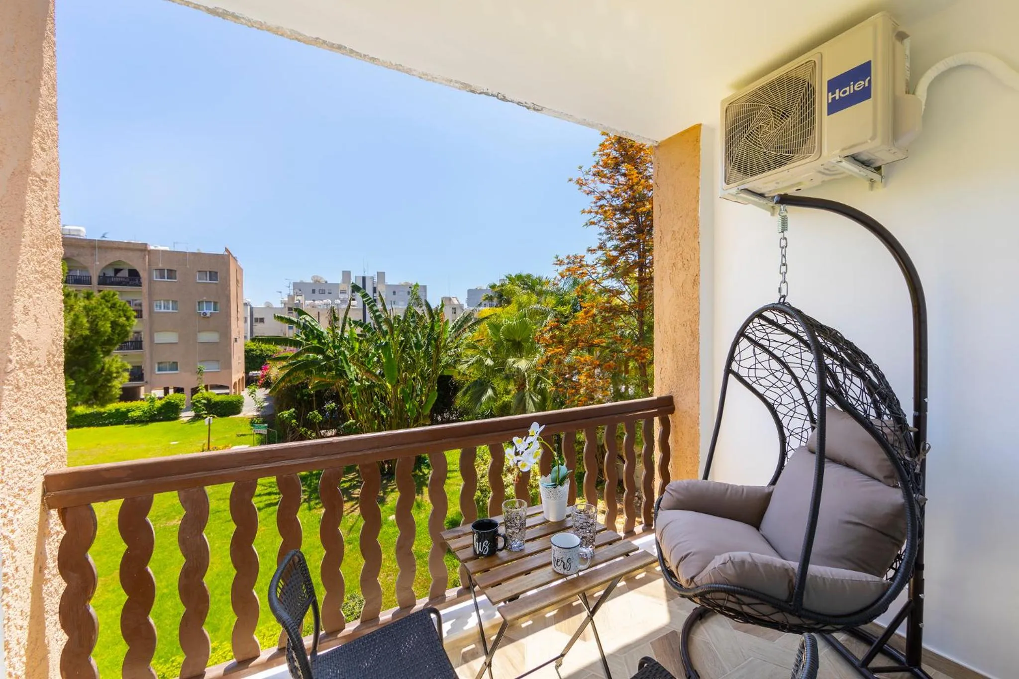 Garden in Castle Holiday Apartments