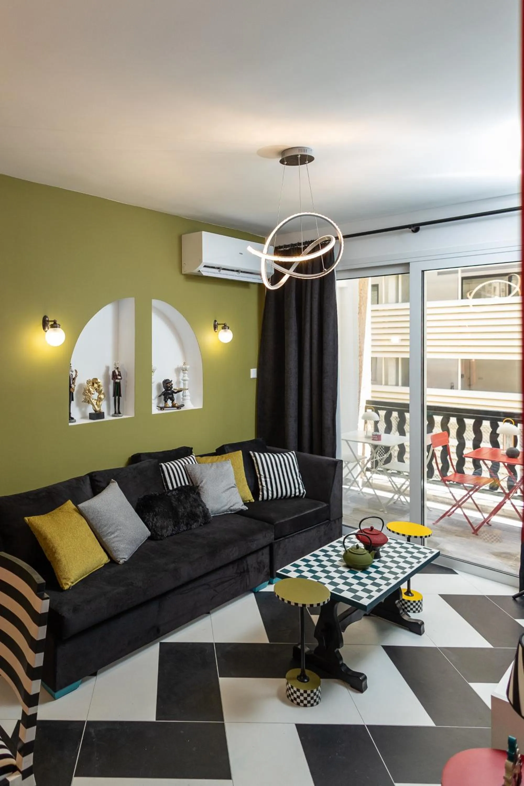 Living room in Castle Holiday Apartments