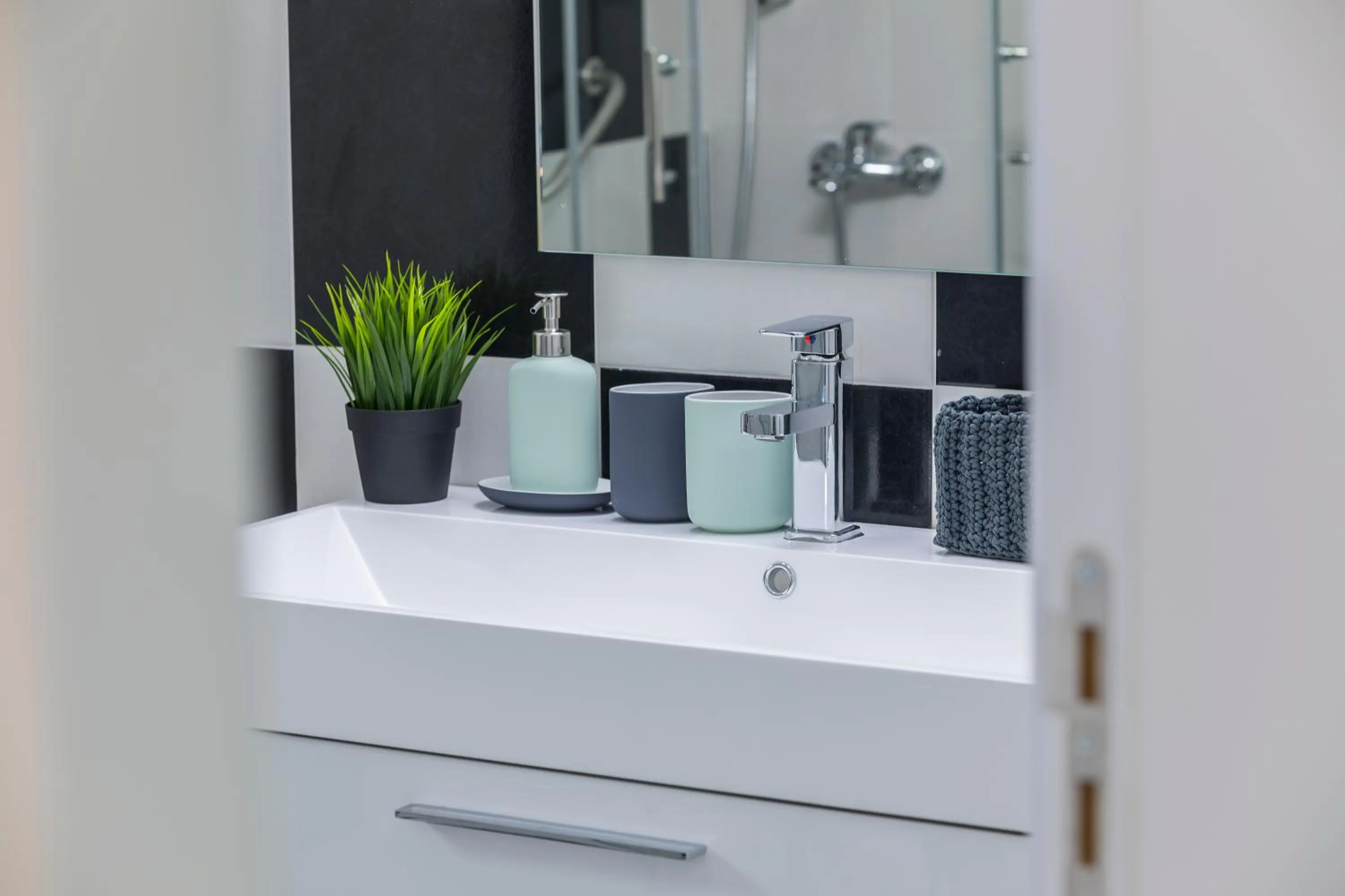 Bathroom in Castle Holiday Apartments