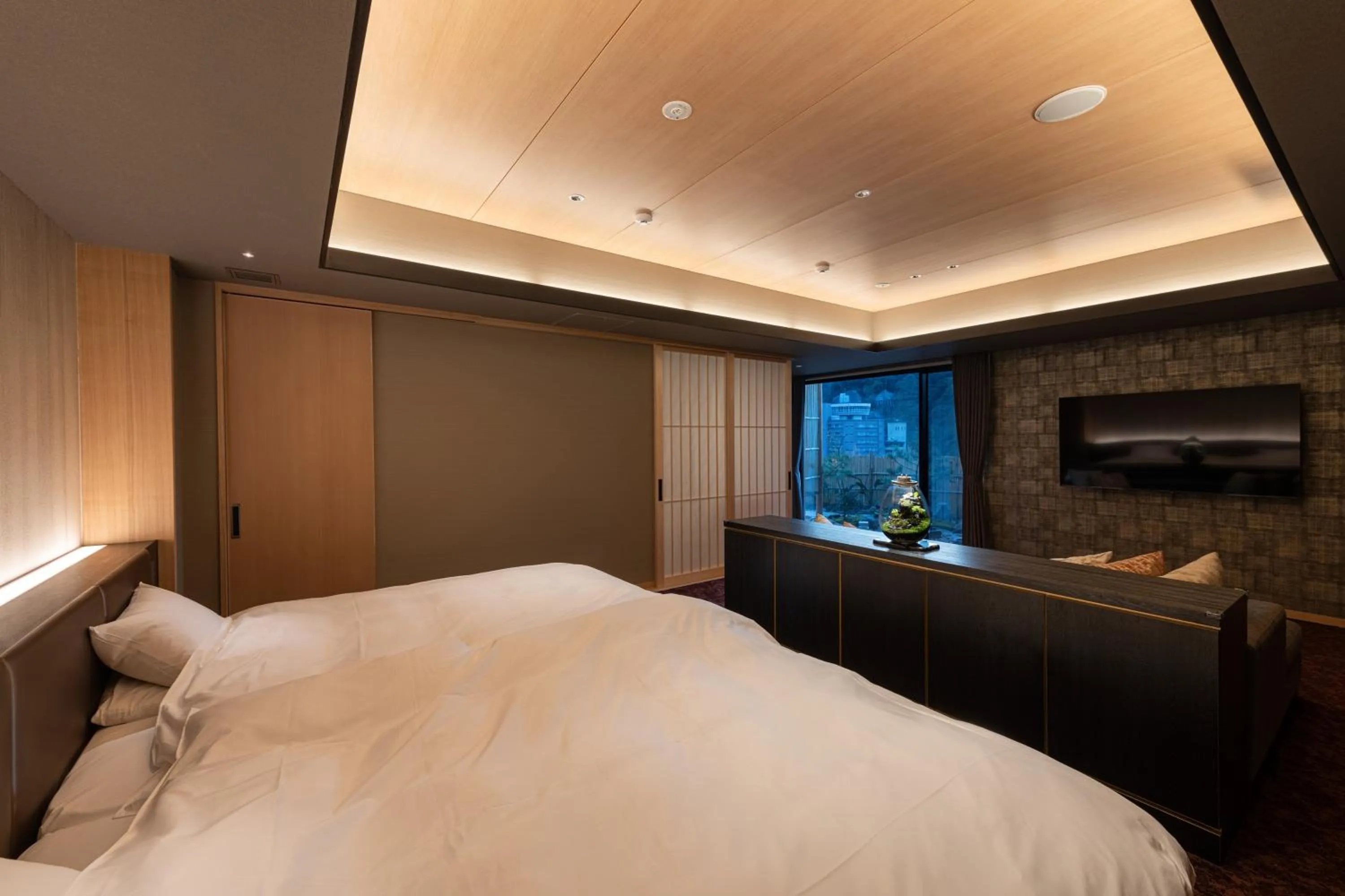 Bed in Arima Onsen ShikinoIrodori Hatago