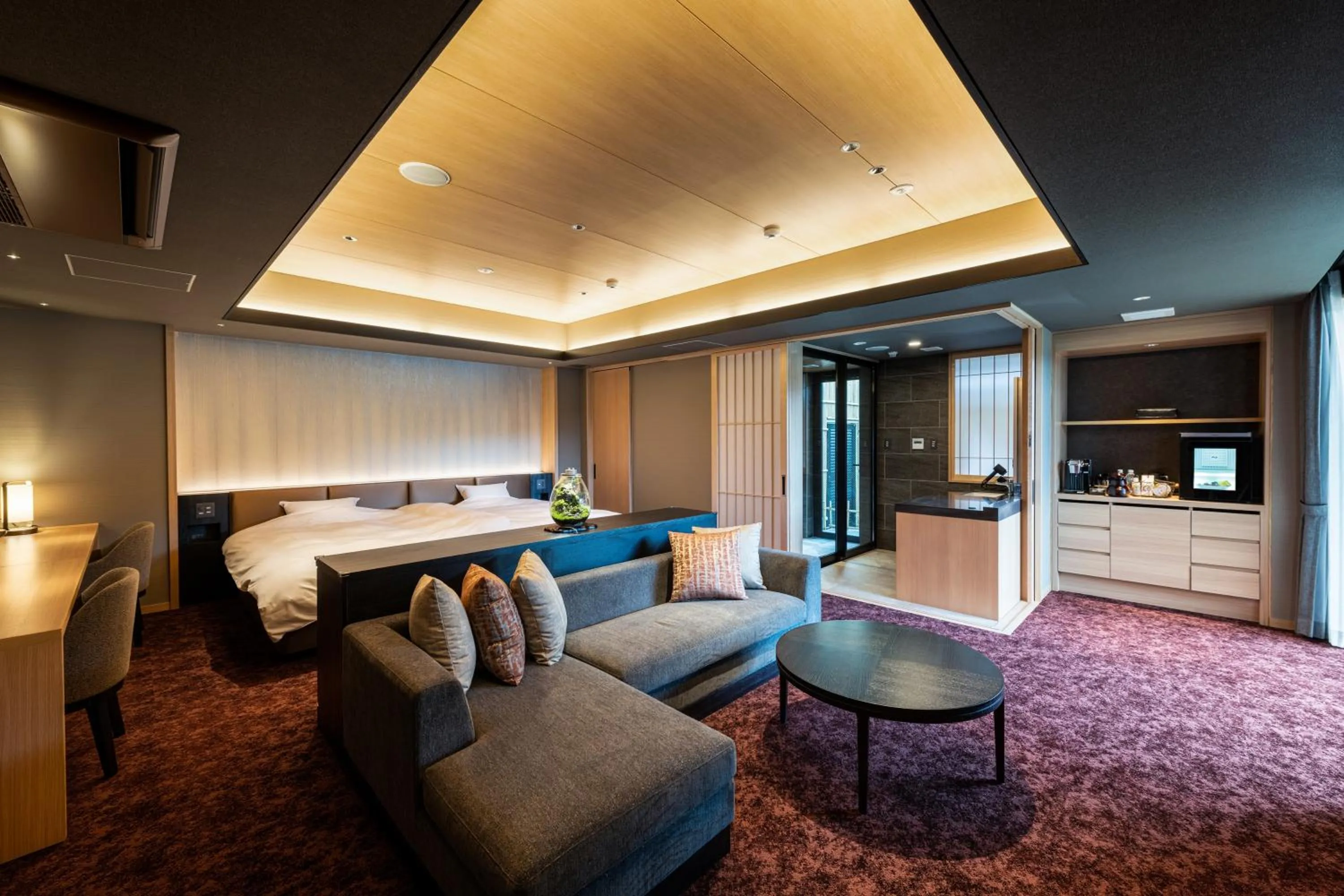 Photo of the whole room, Bed in Arima Onsen ShikinoIrodori Hatago